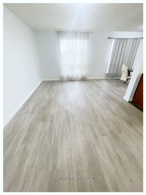 19 Checkers Court Property Photo 2