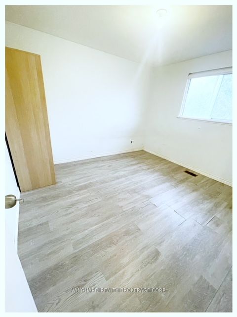 19 Checkers Court Property Photo 18
