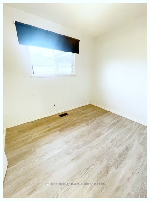 19 Checkers Court Property Photo 20