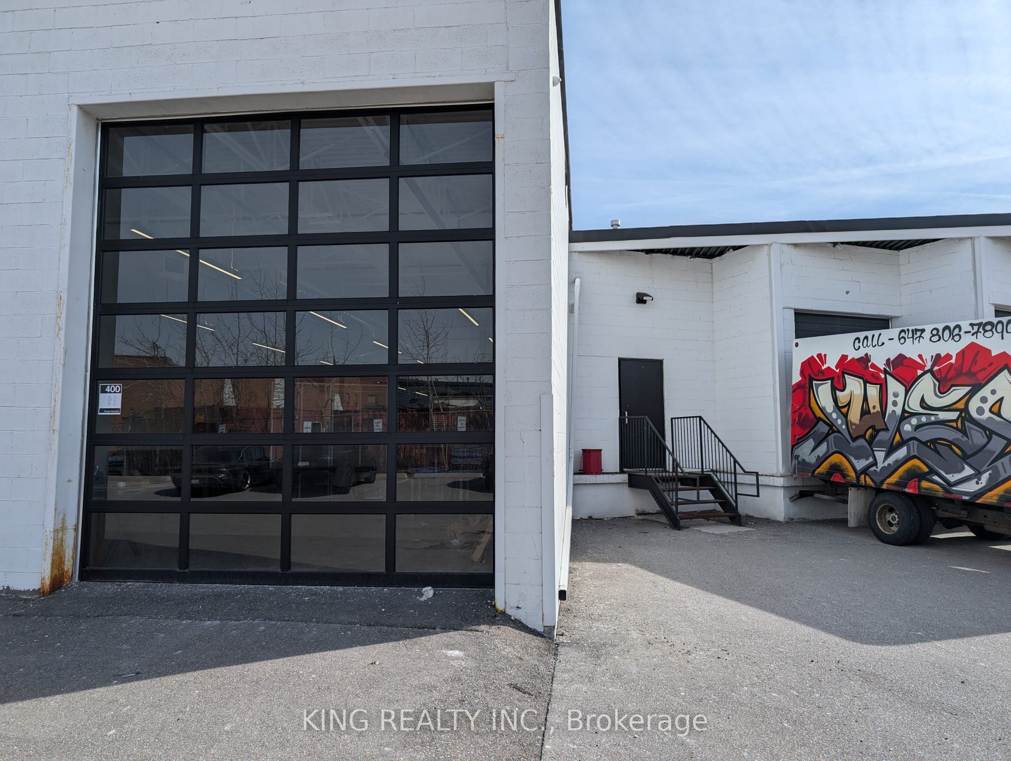 #400 - 190 Norseman Street Property Photo 3