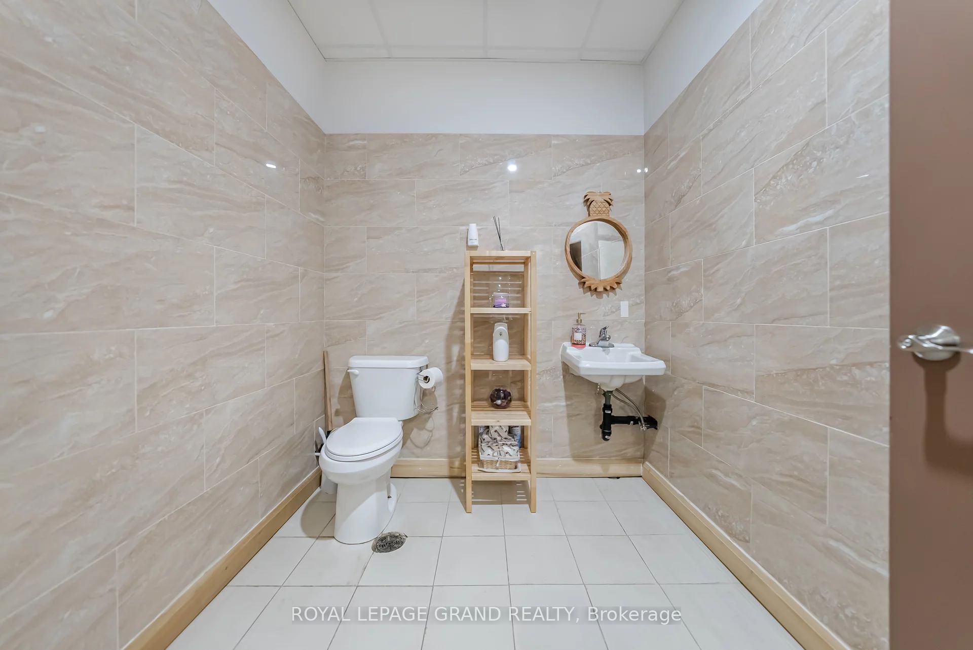 #unit 5 - 30 Melanie Drive Property Photo 22