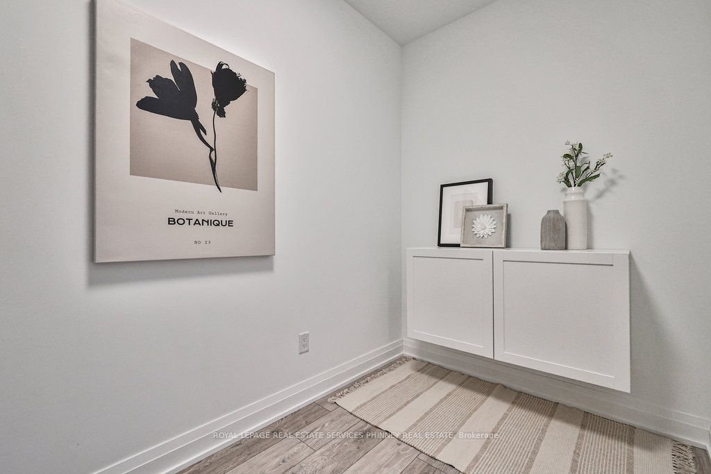 #1011 - 21 Park Street Property Photo 18