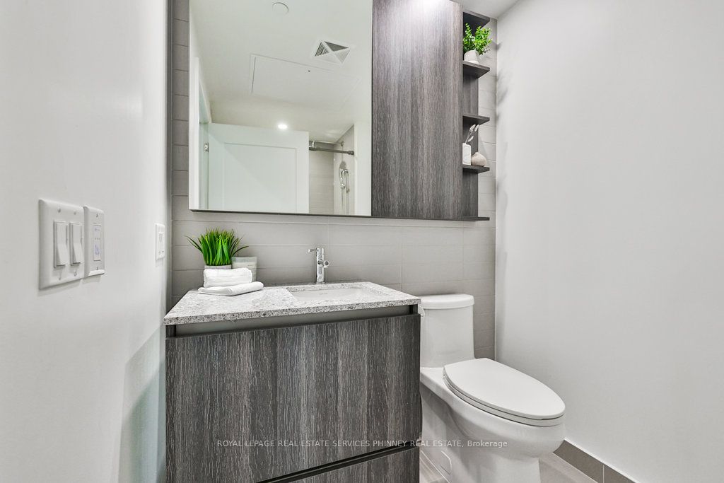 #1011 - 21 Park Street Property Photo 19