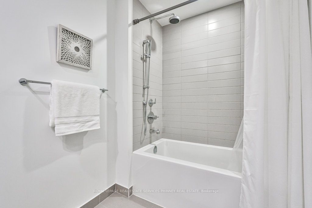 #1011 - 21 Park Street Property Photo 20