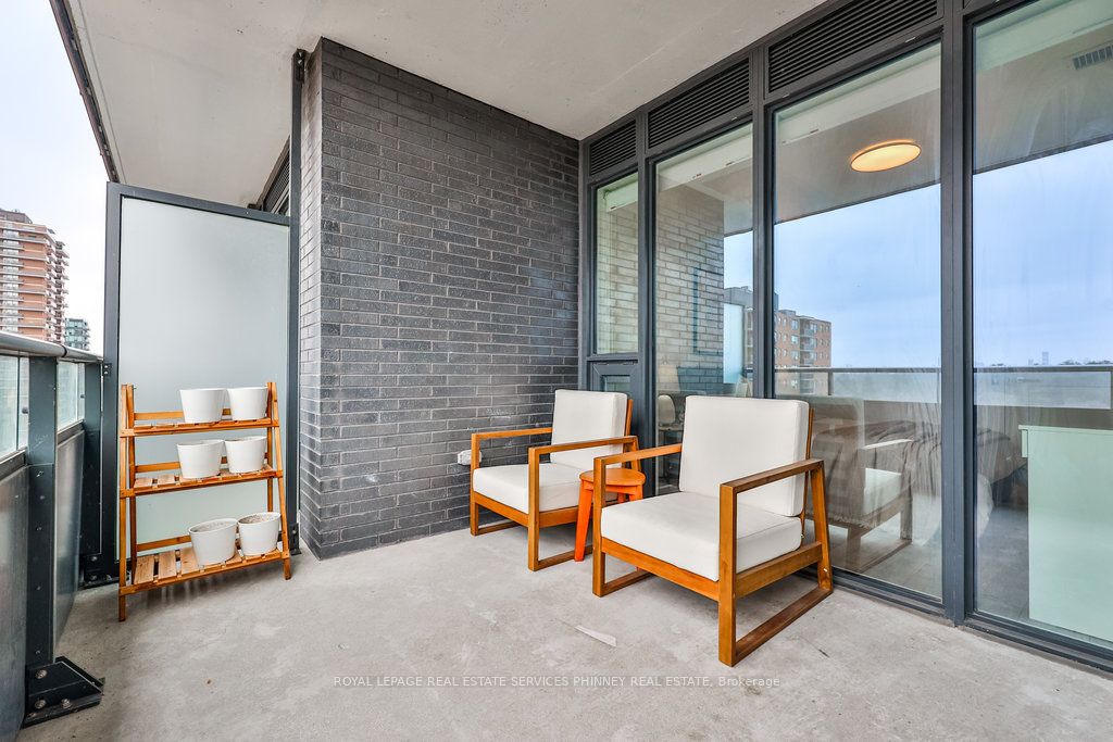 #1011 - 21 Park Street Property Photo 21