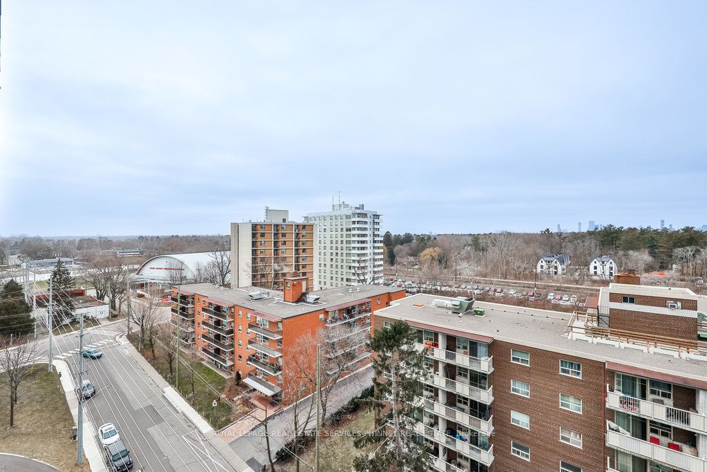 #1011 - 21 Park Street Property Photo 23