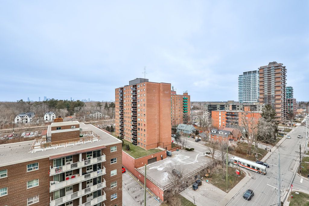 #1011 - 21 Park Street Property Photo 24