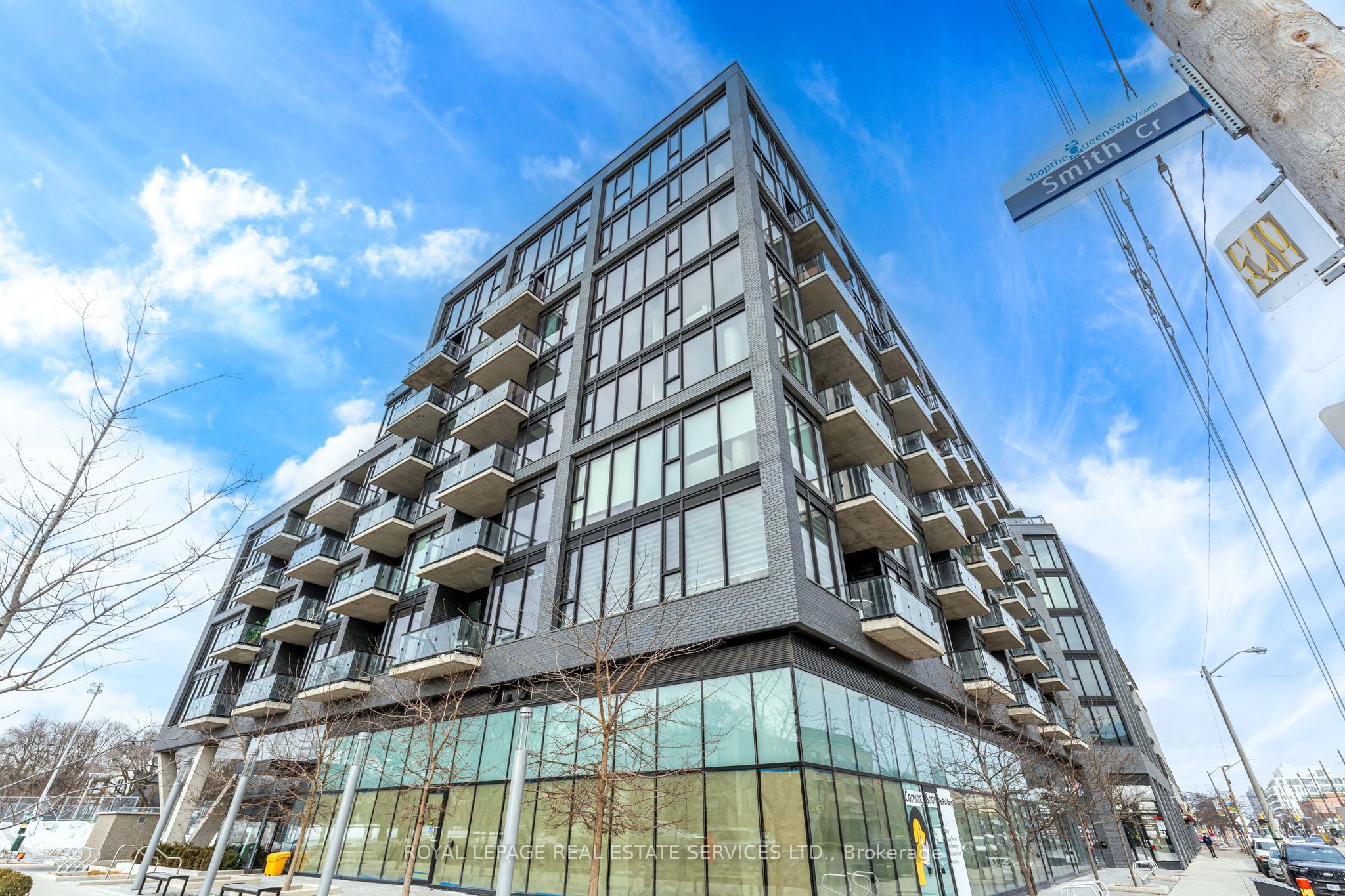 #310 - 7 Smith Crescent Property Photo