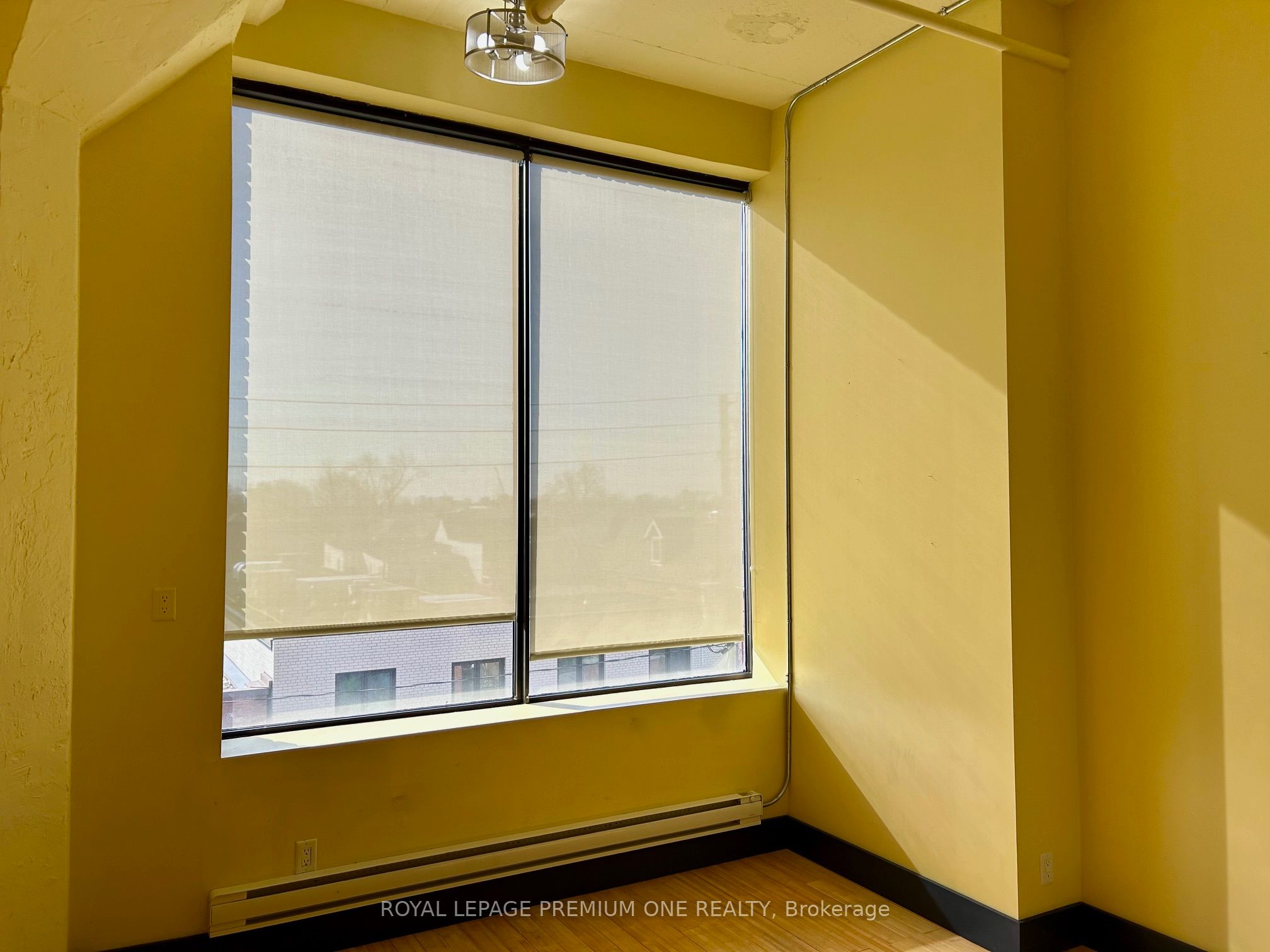 #304 - 672 Dupont Street Property Photo 6