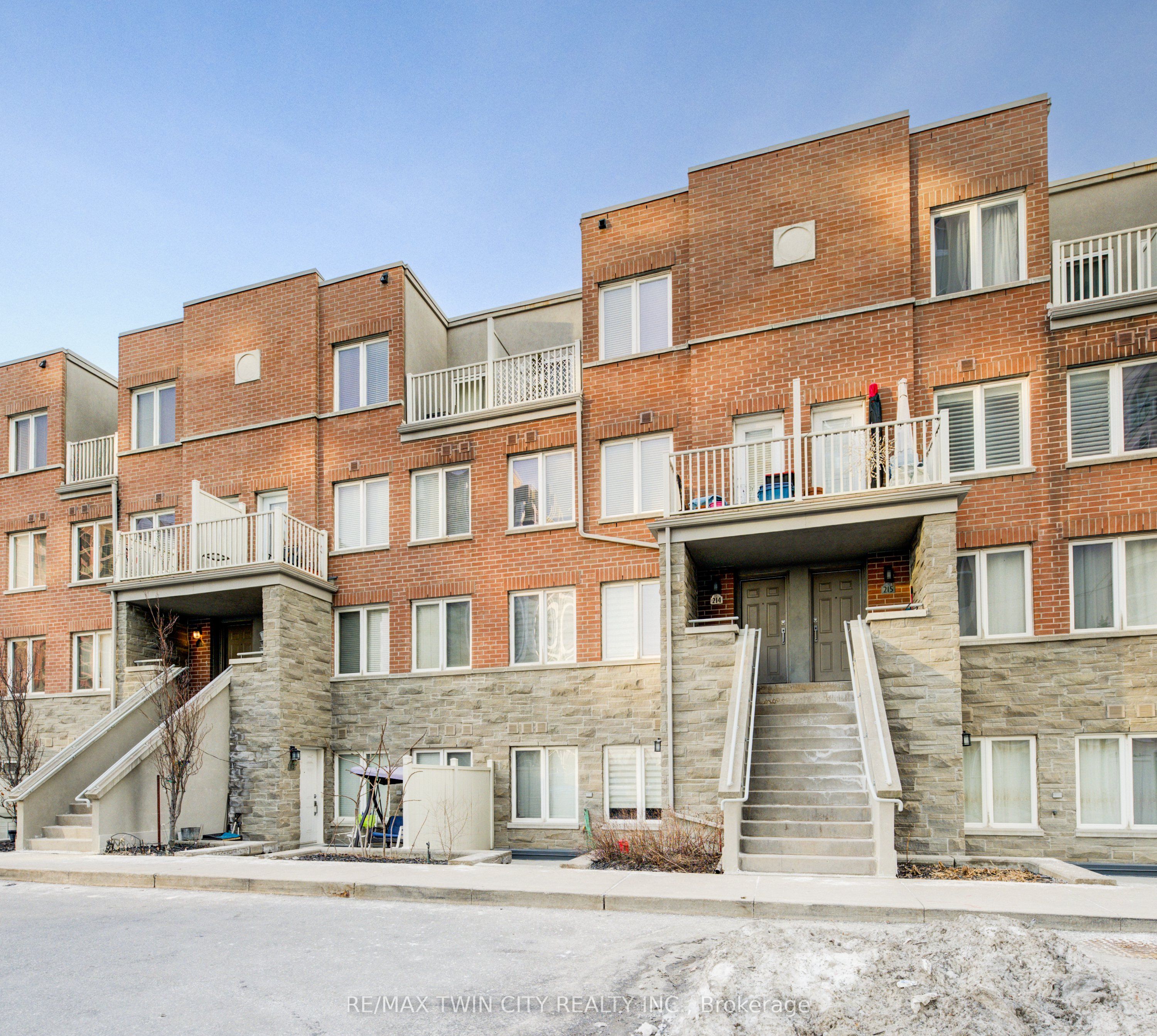 #114 - 5 Richgrove Drive Property Photo