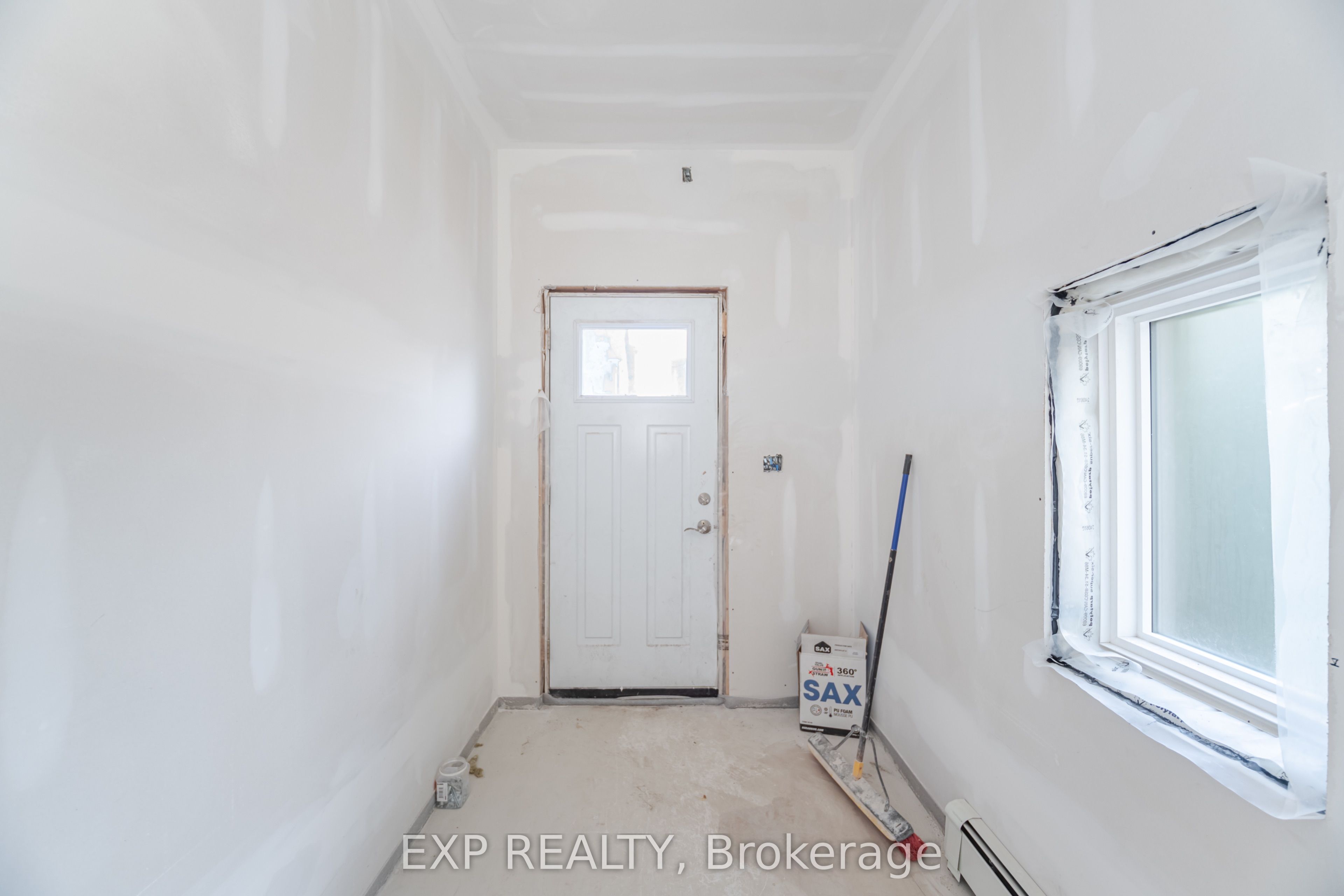 168 Annette Street Property Photo 4