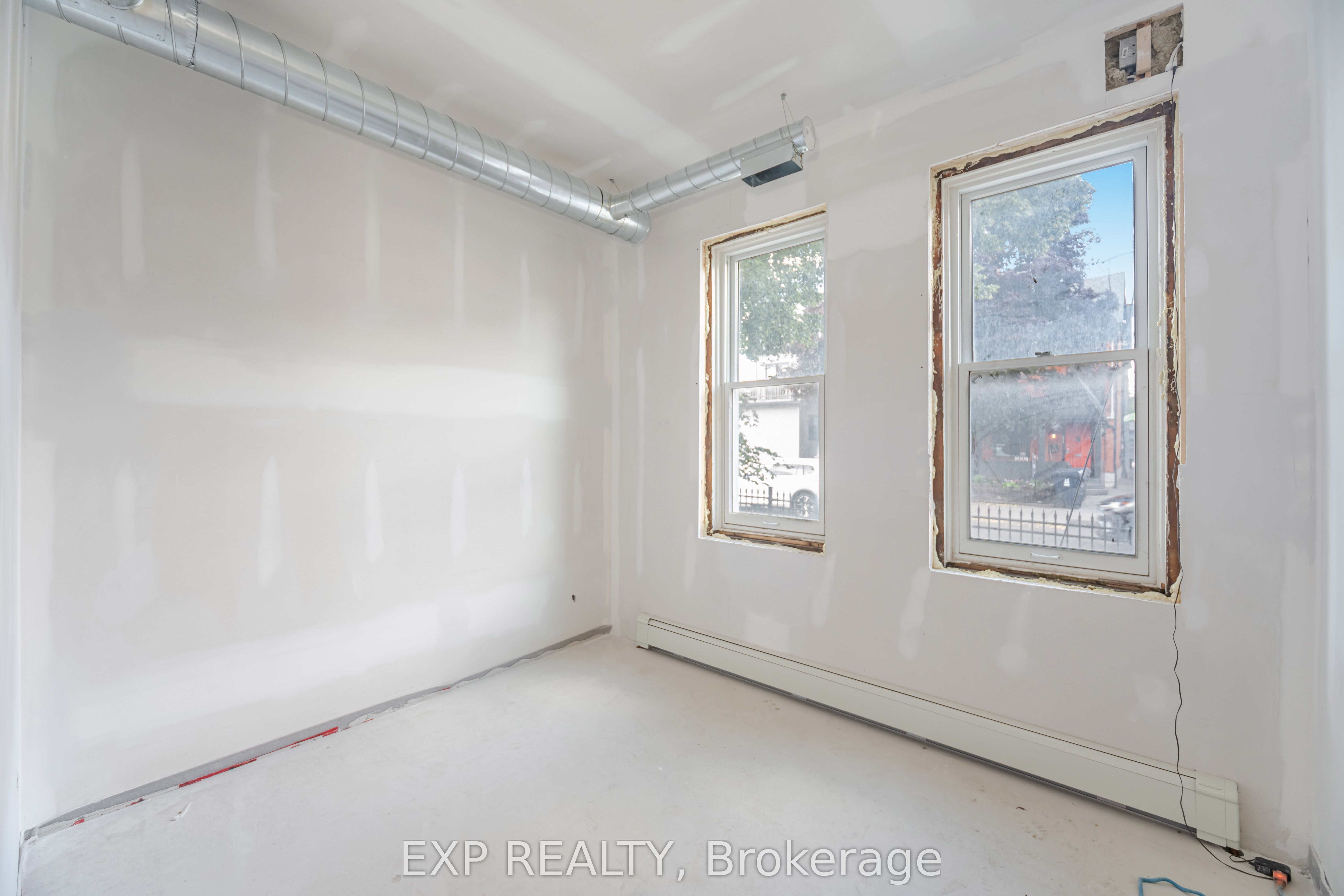 168 Annette Street Property Photo 8