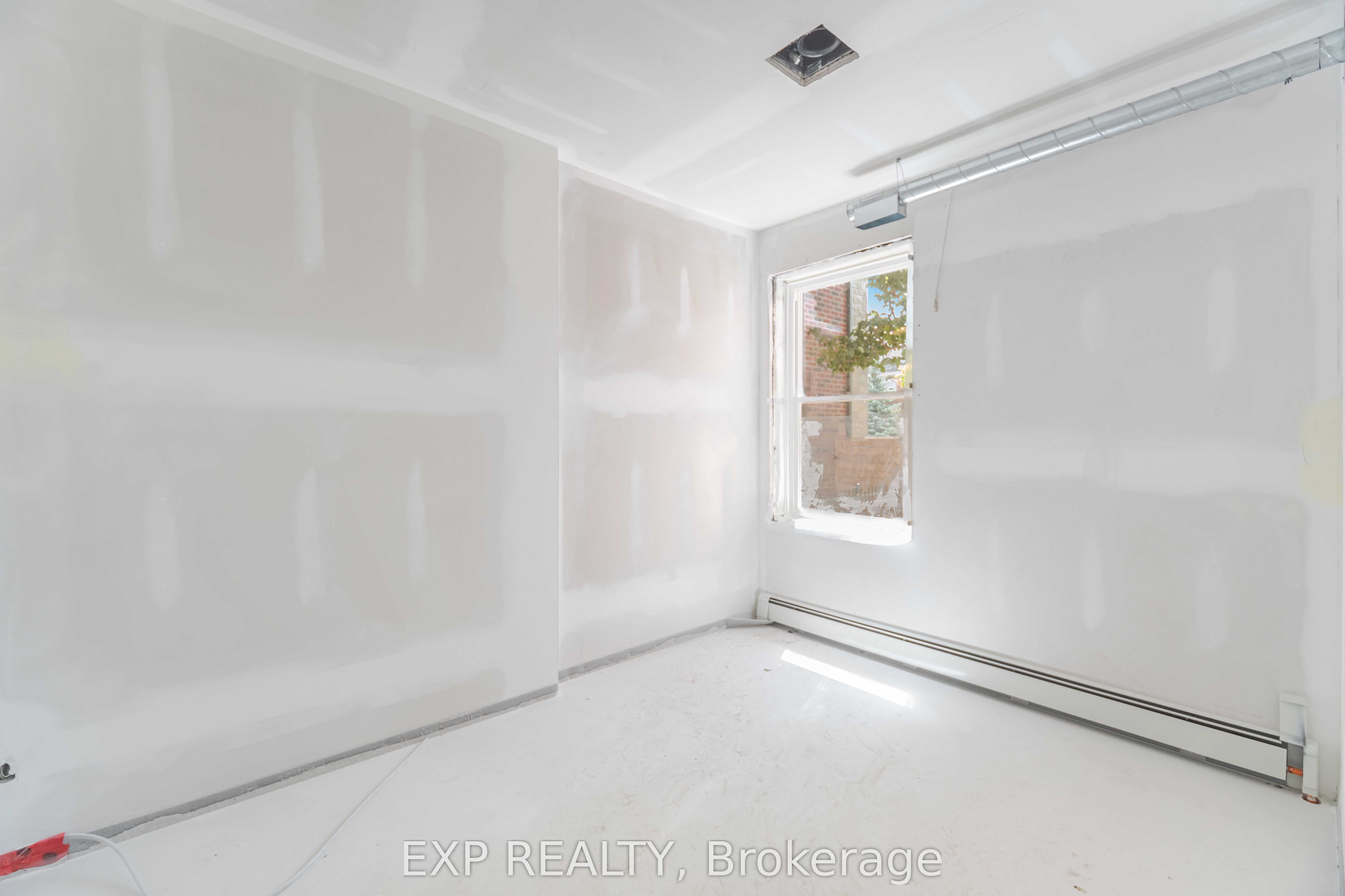 168 Annette Street Property Photo 13