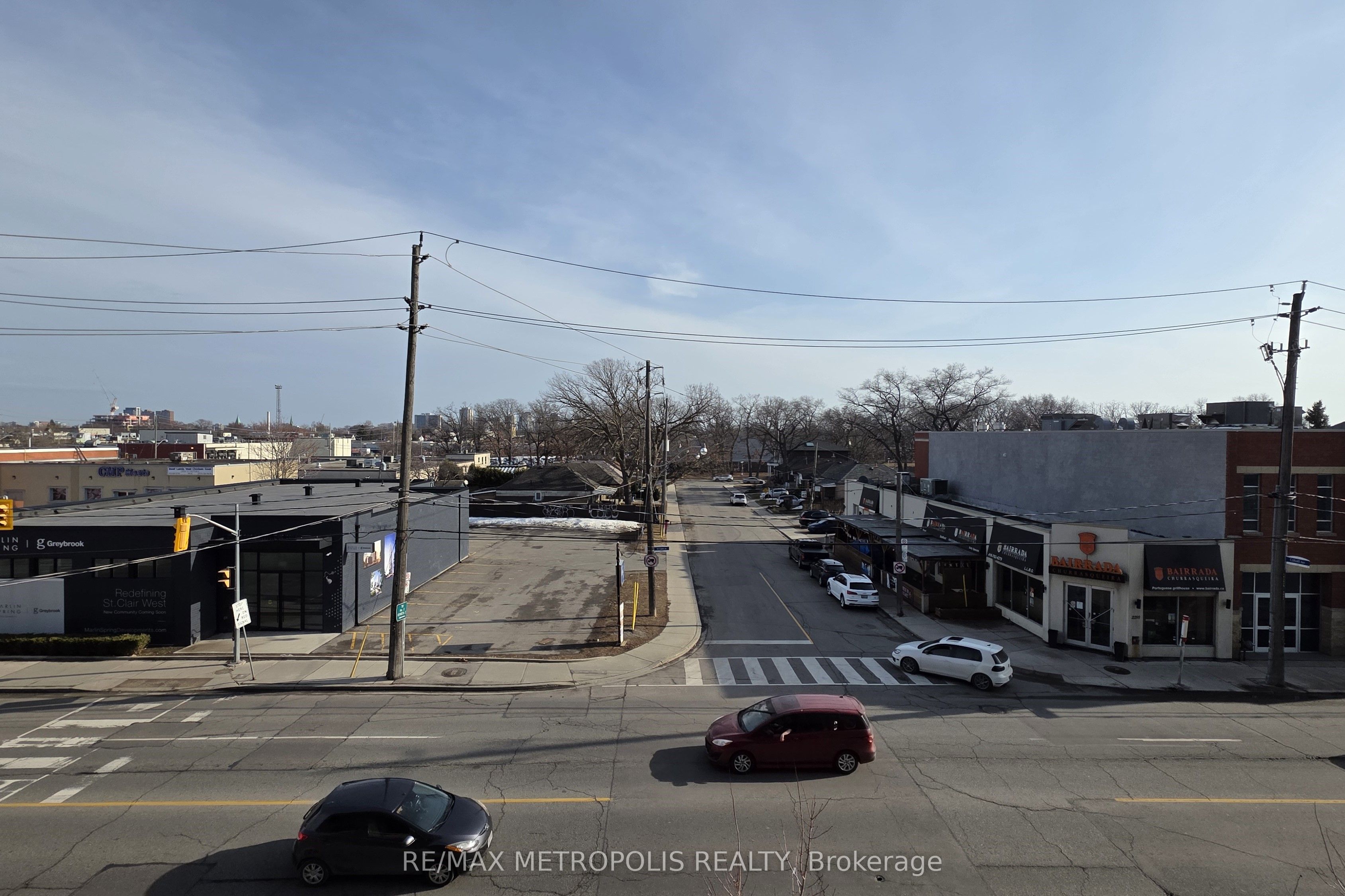 2300 St Clair Avenue W 307 Property Photo 17