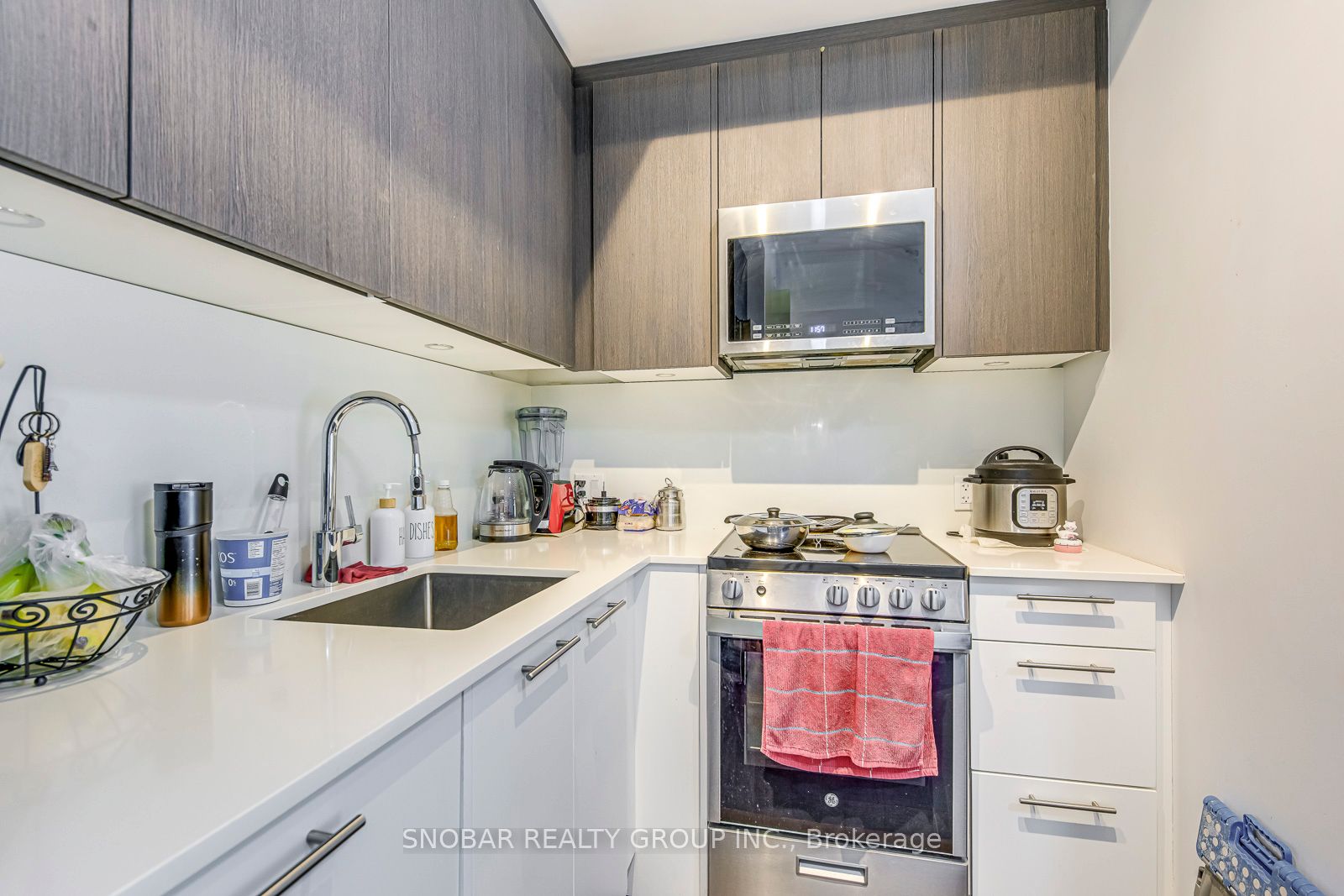 225 Veterans Drive 907 Property Photo 11