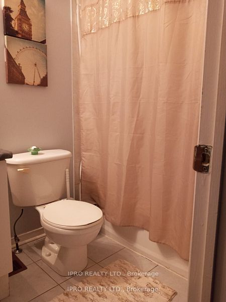 64 Ridgefield Court Property Photo 14