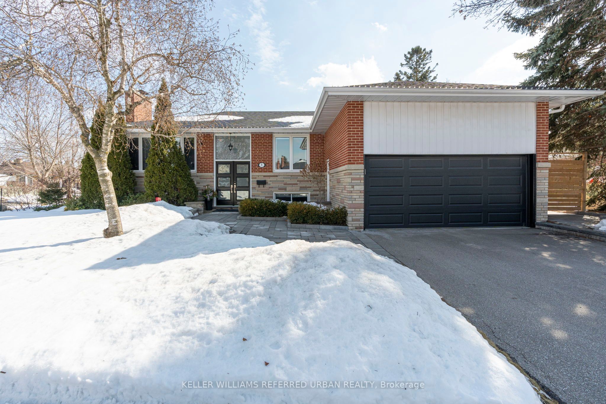 1 Rowse Crescent Property Photo