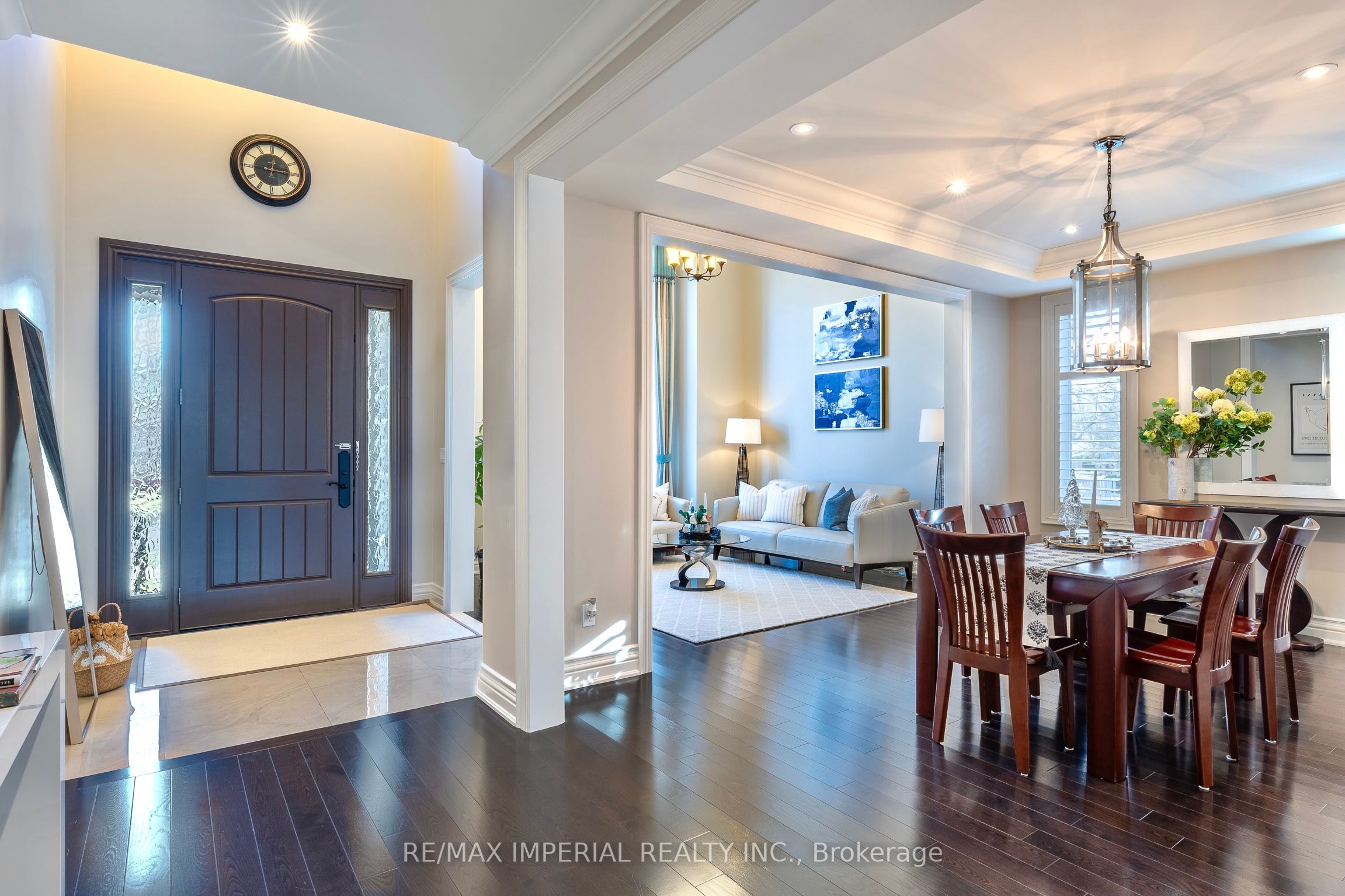 418 Queen Mary Drive Property Photo 10