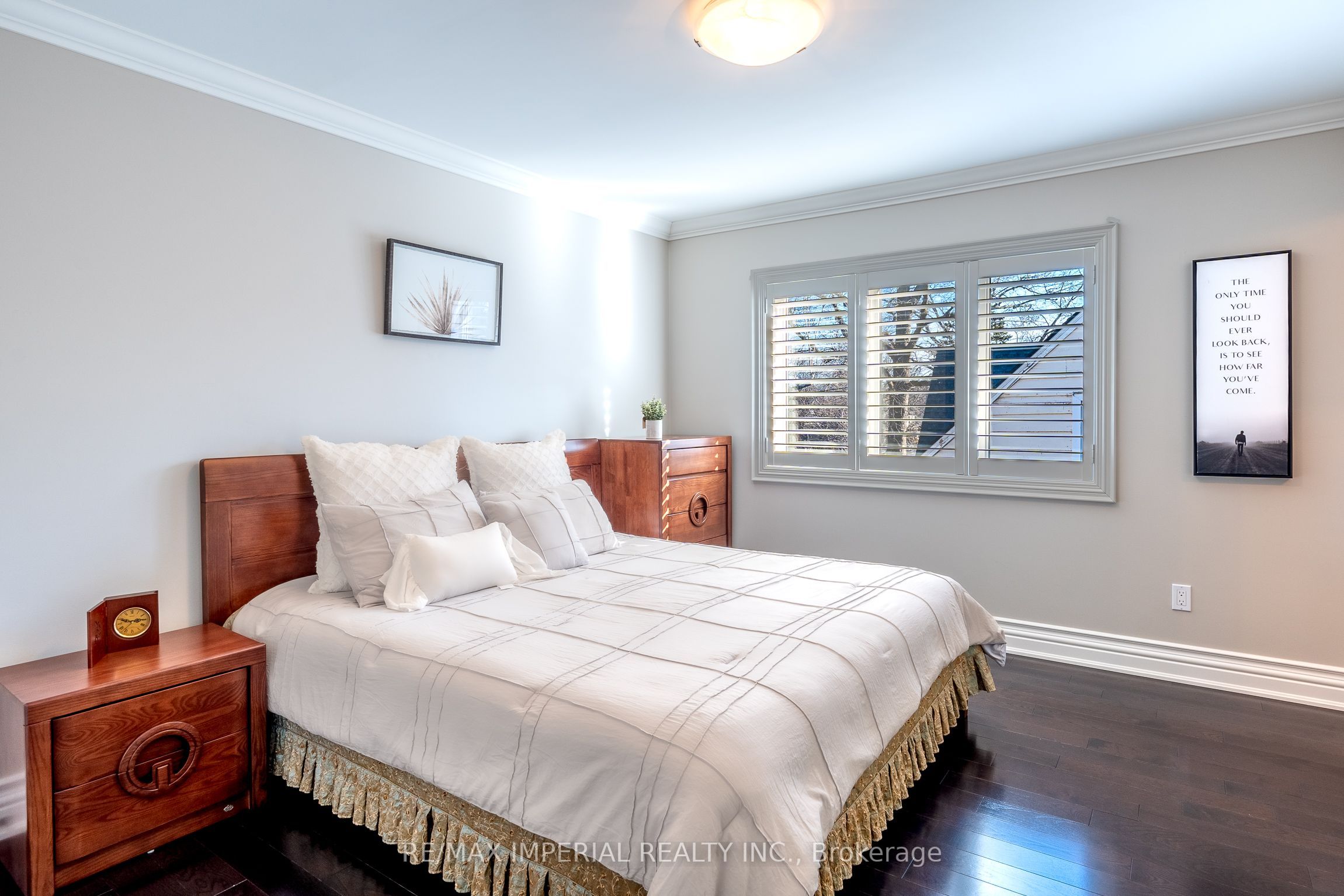 418 Queen Mary Drive Property Photo 26