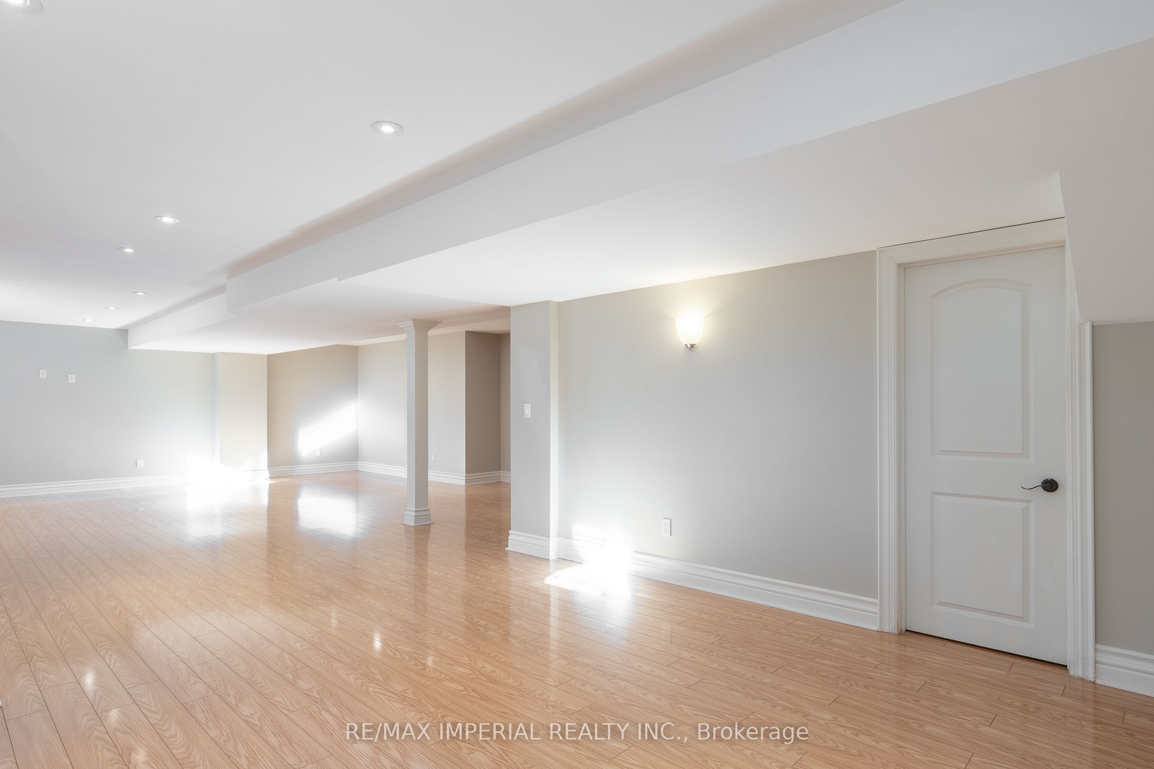 418 Queen Mary Drive Property Photo 36