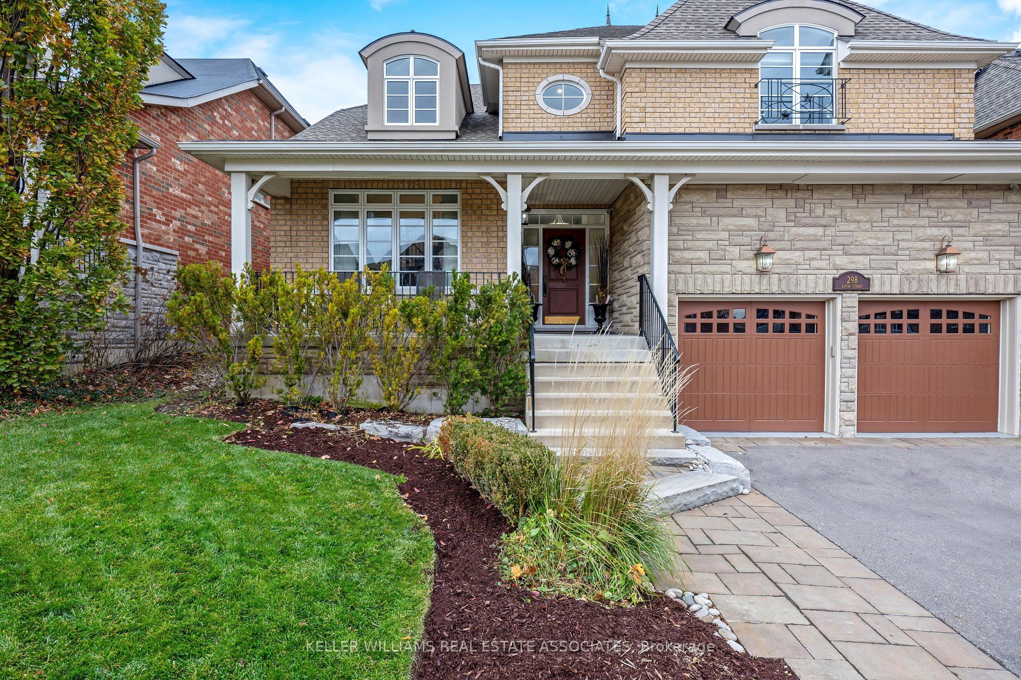 298 Eaton Street Property Photo 1