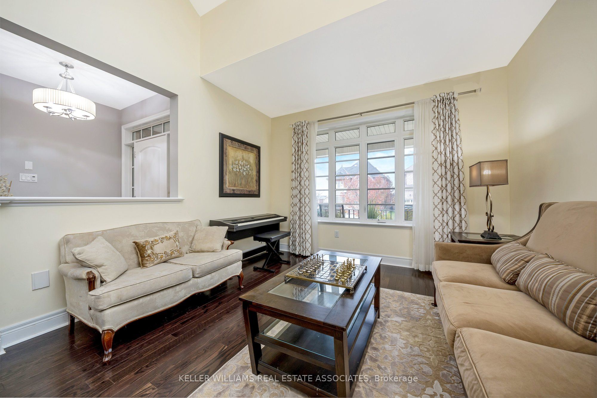 298 Eaton Street Property Photo 6