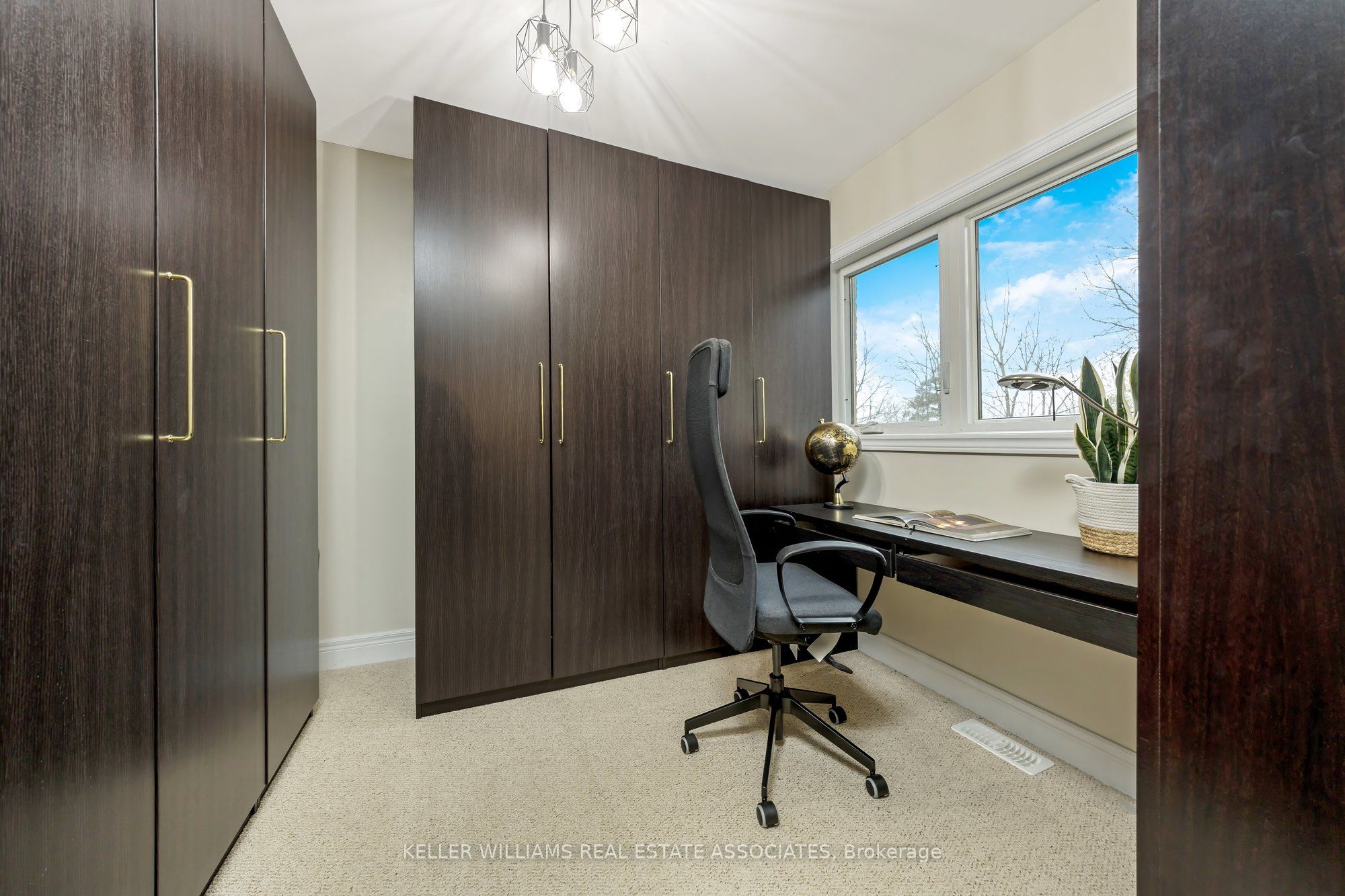 298 Eaton Street Property Photo 23