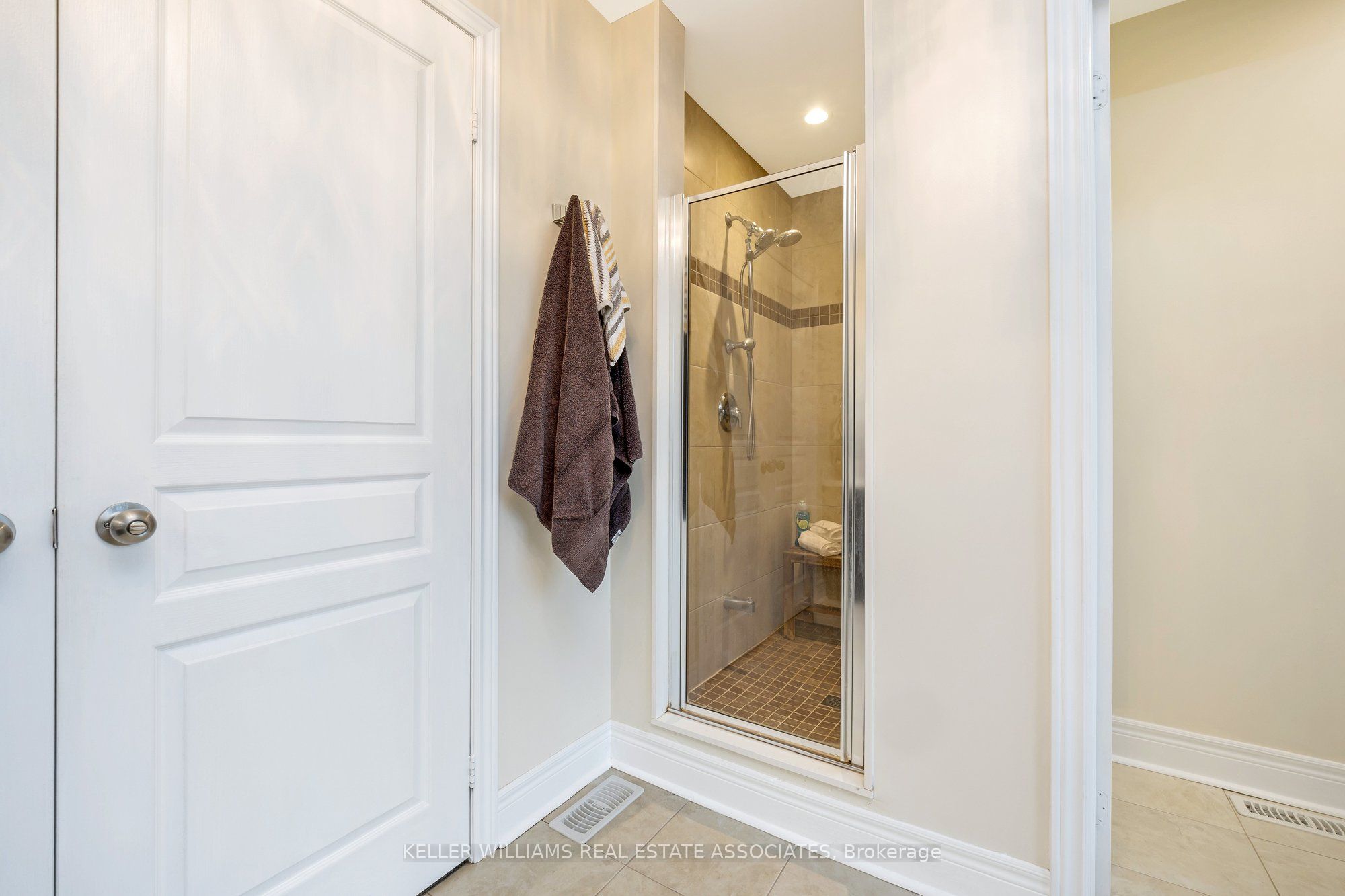 298 Eaton Street Property Photo 25