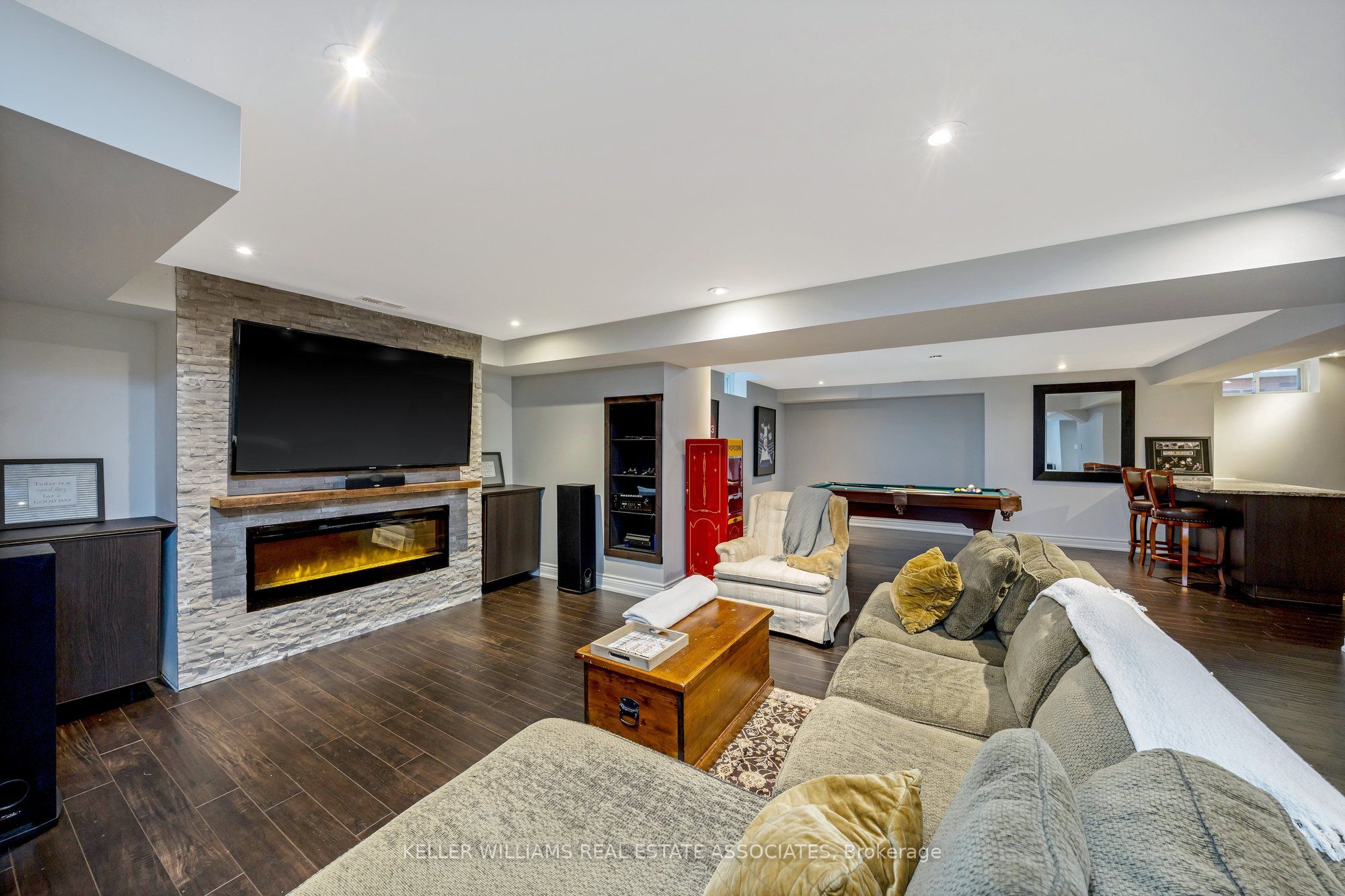 298 Eaton Street Property Photo 34