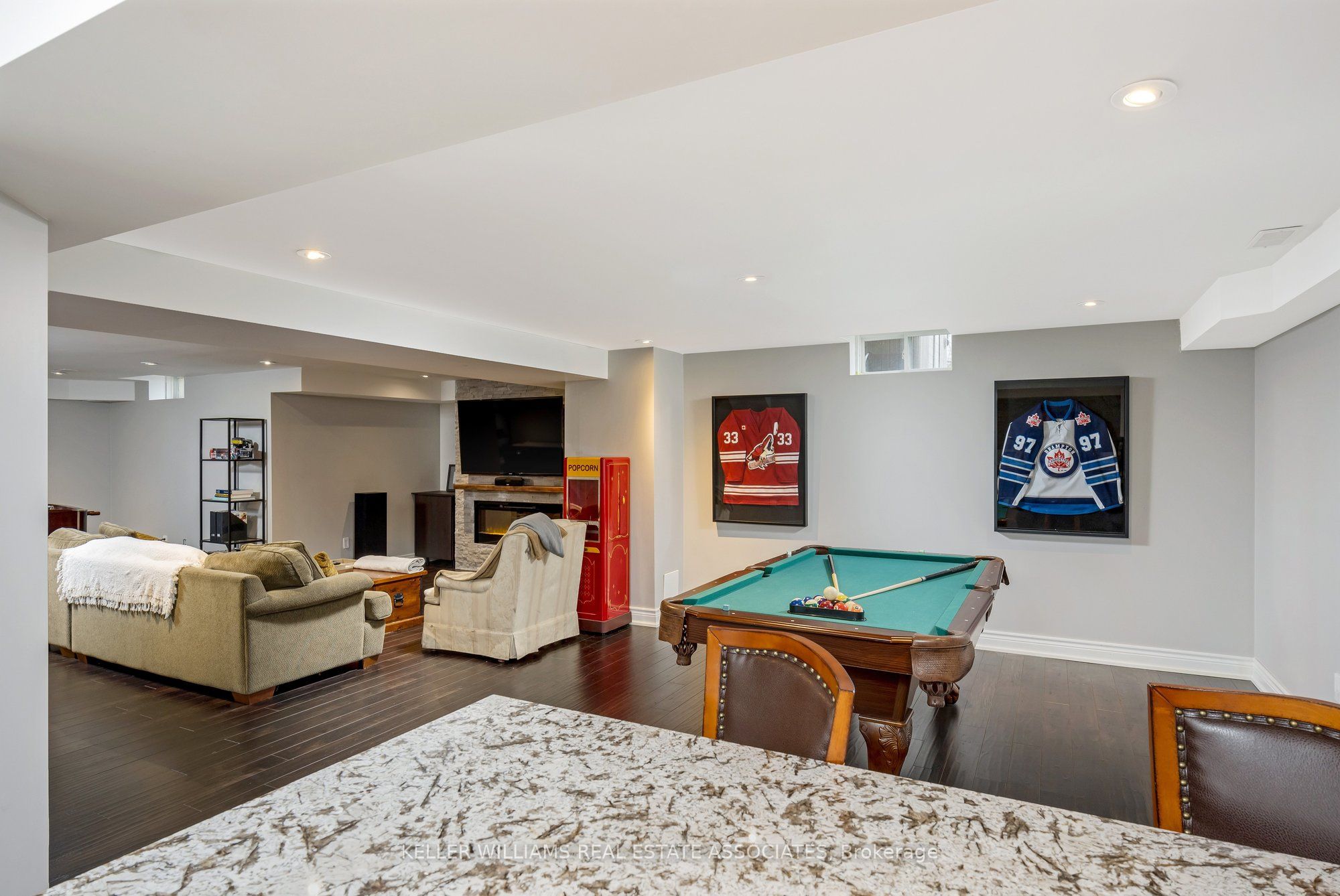 298 Eaton Street Property Photo 39