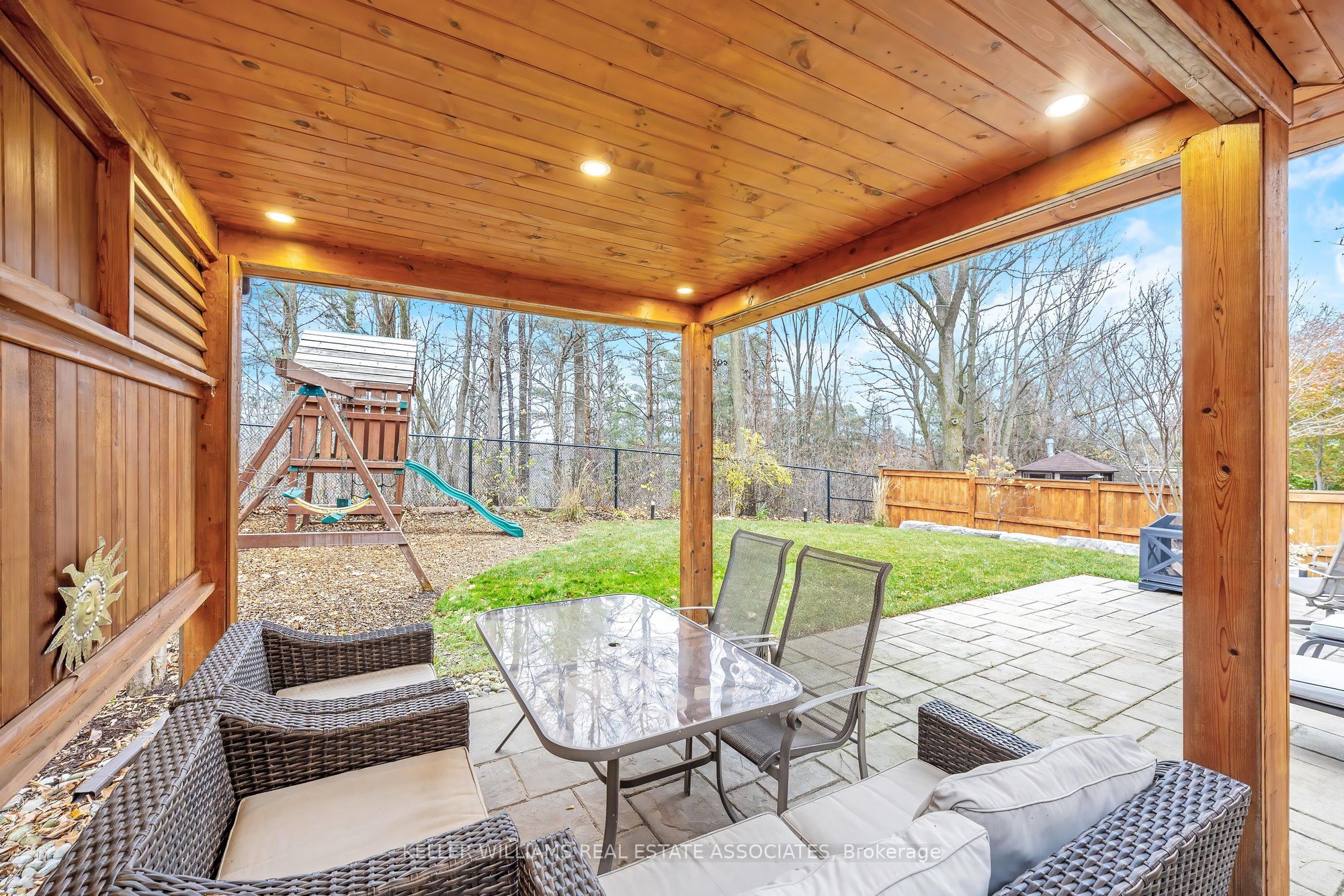 298 Eaton Street Property Photo 42