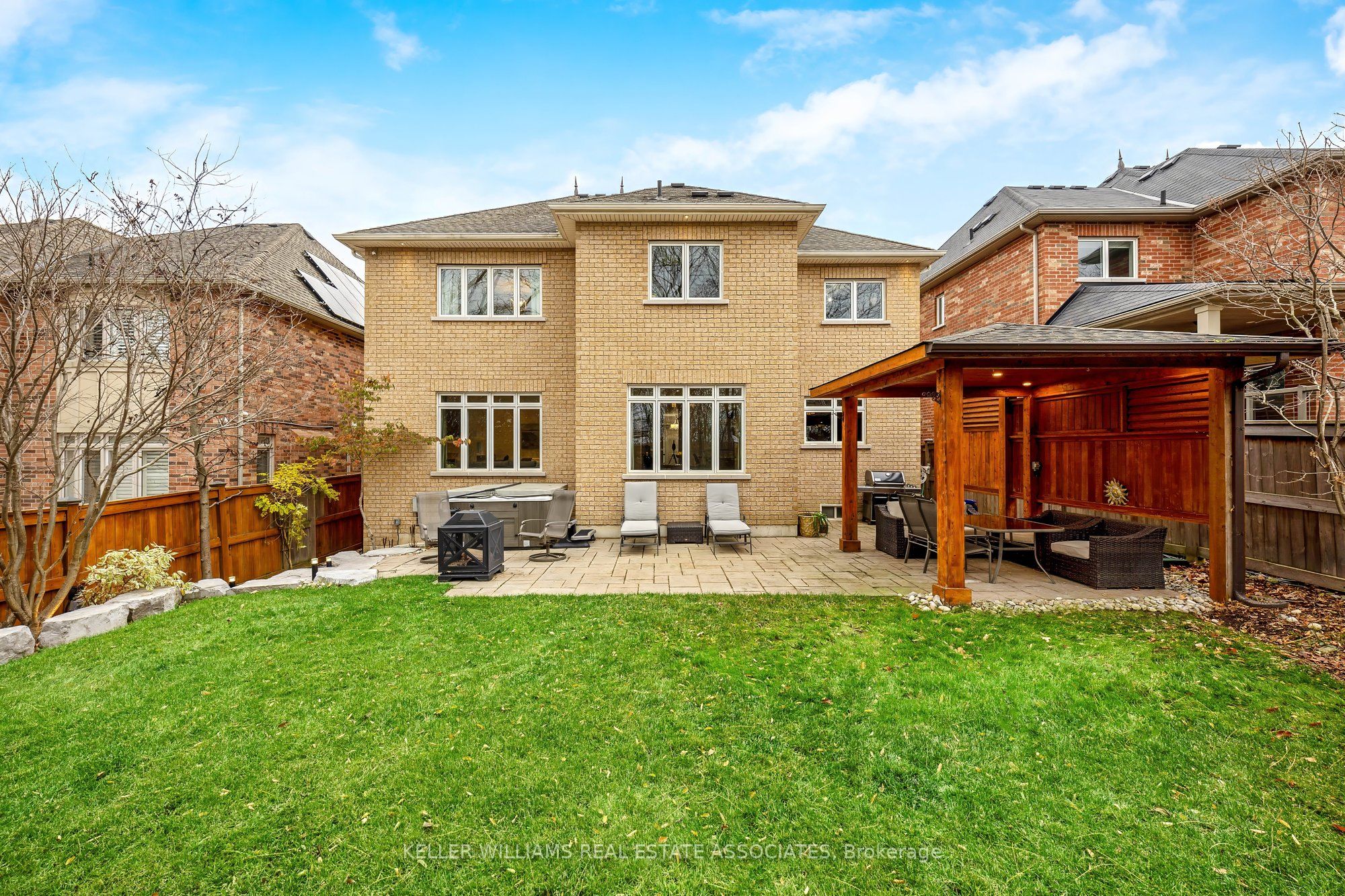 298 Eaton Street Property Photo 43