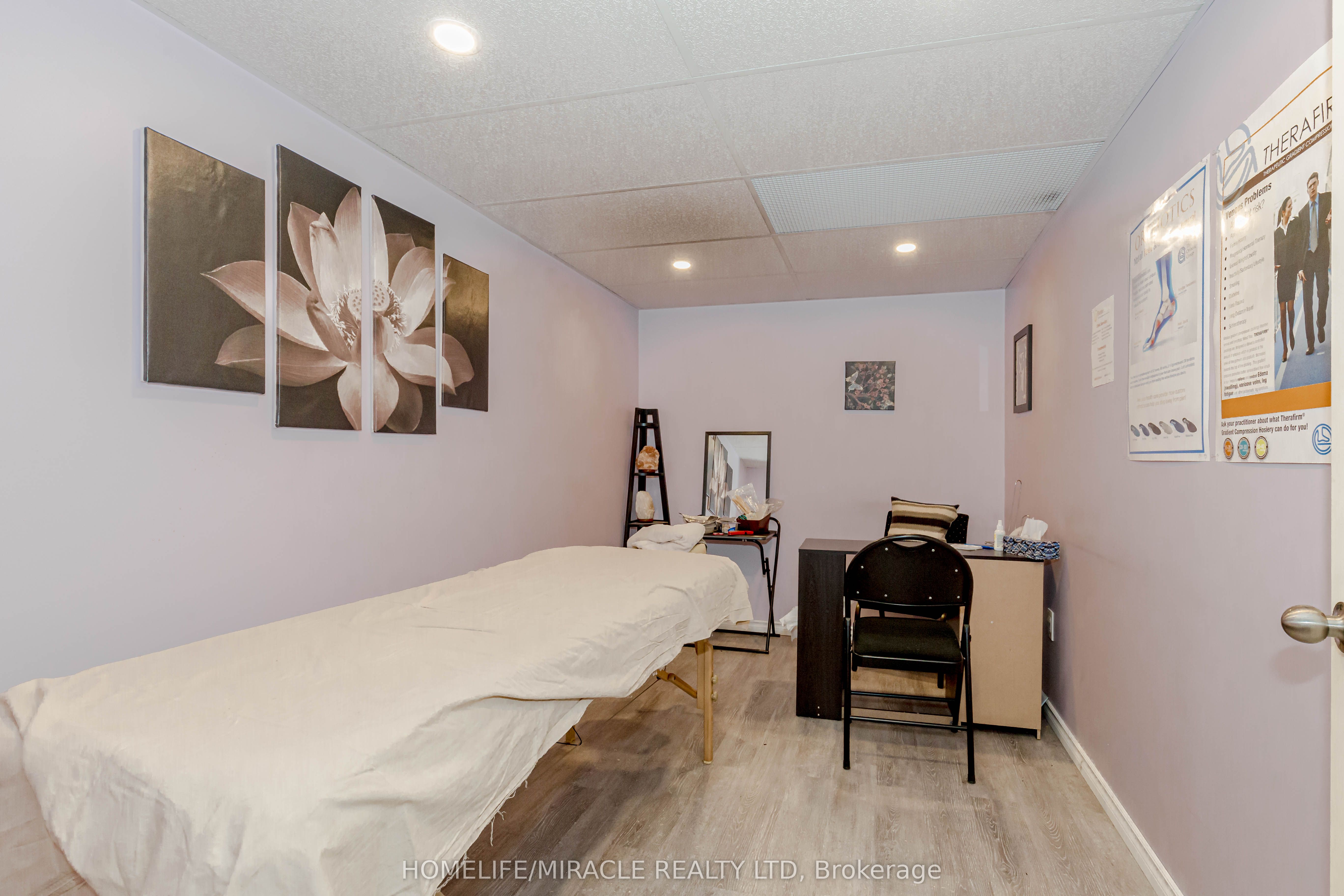 #7 - 1500 Royal York Road Property Photo 38