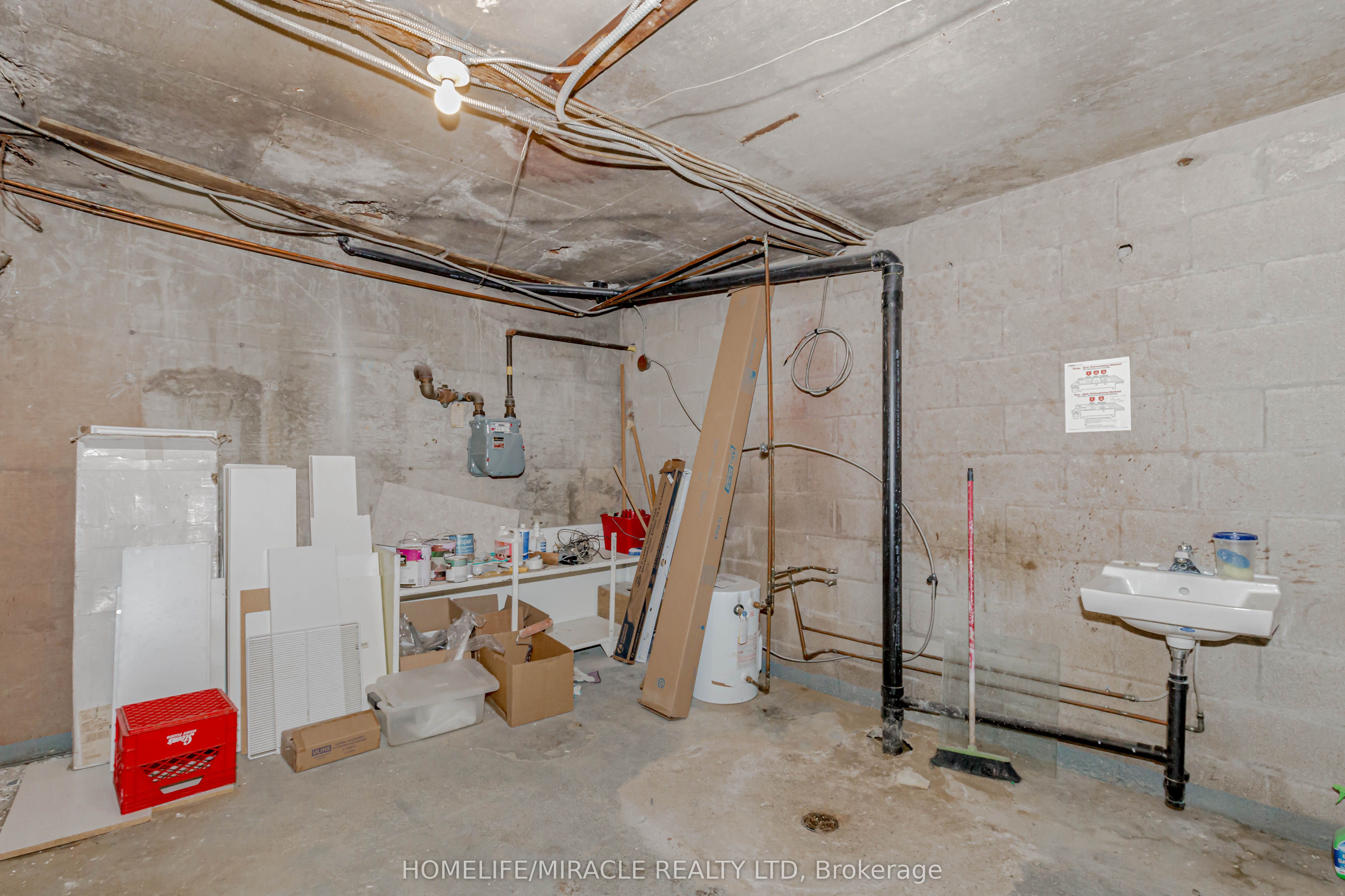 #7 - 1500 Royal York Road Property Photo 41