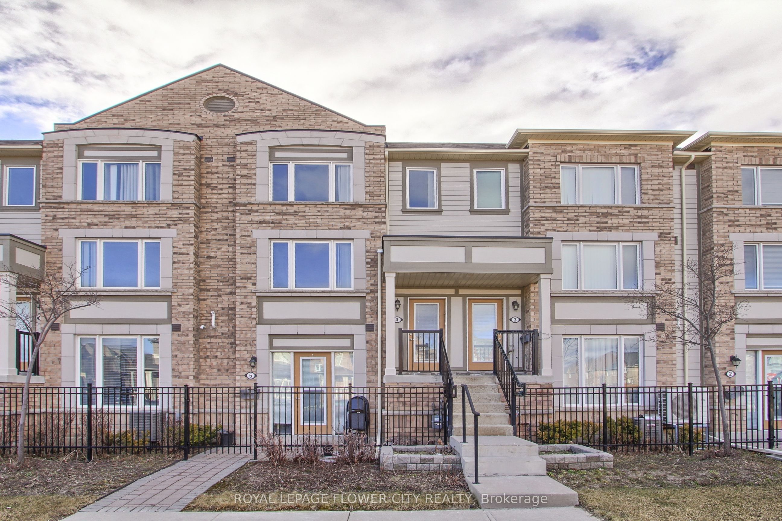 #4 - 1 Beckenorse Court Property Photo