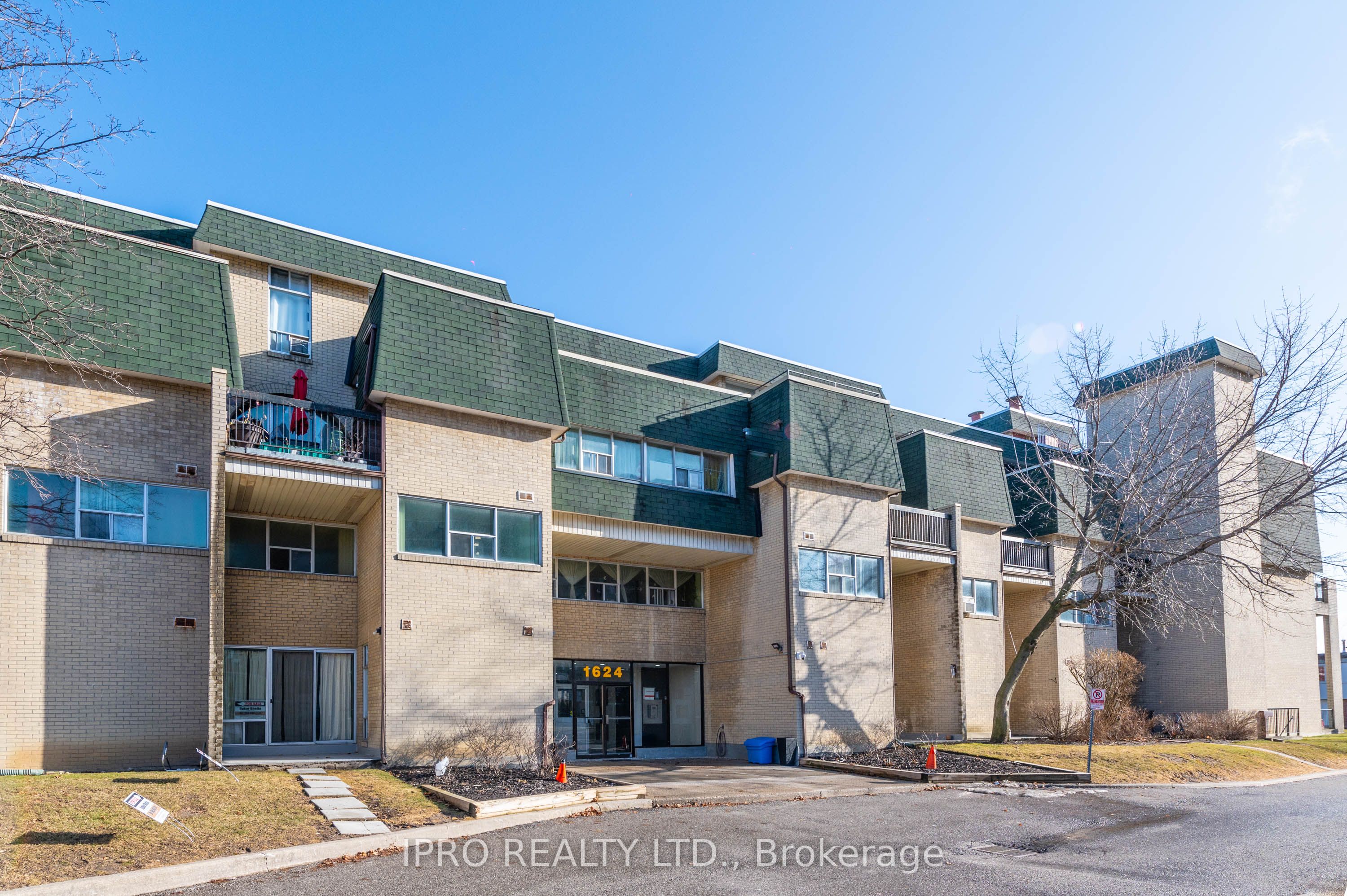 #92 - 1624 Bloor Street Property Photo 1