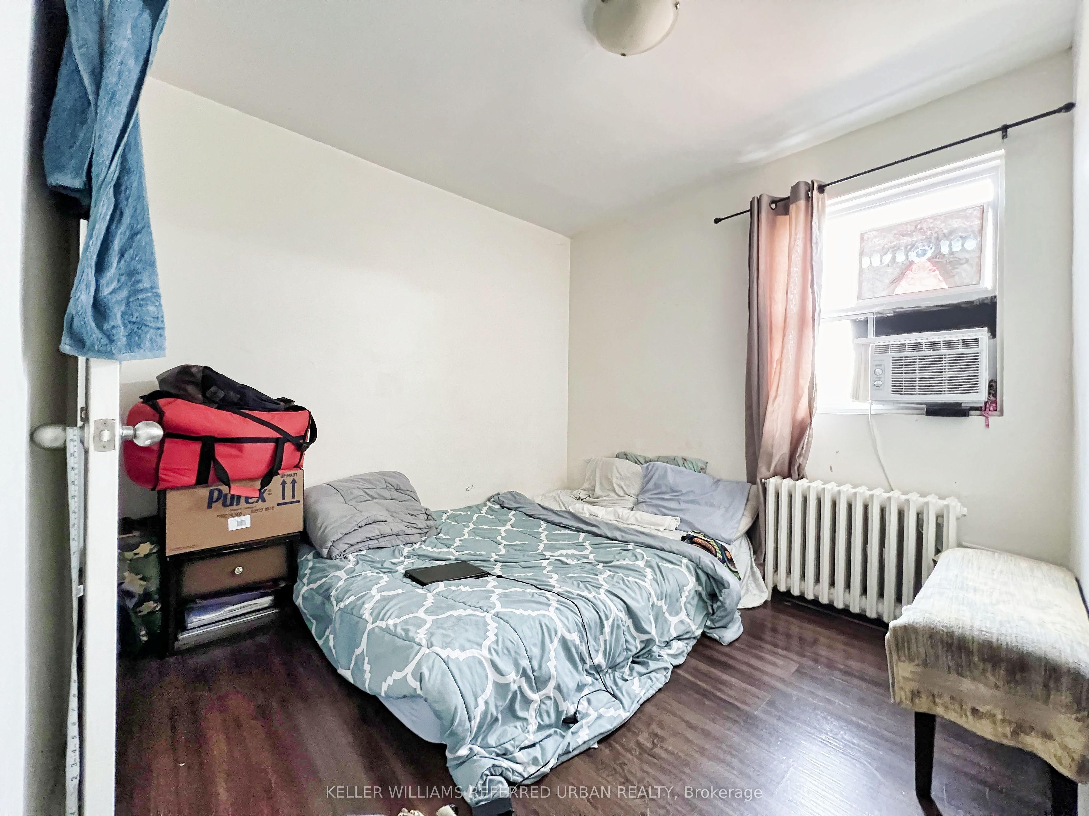 2544 Eglinton Avenue Property Photo 24