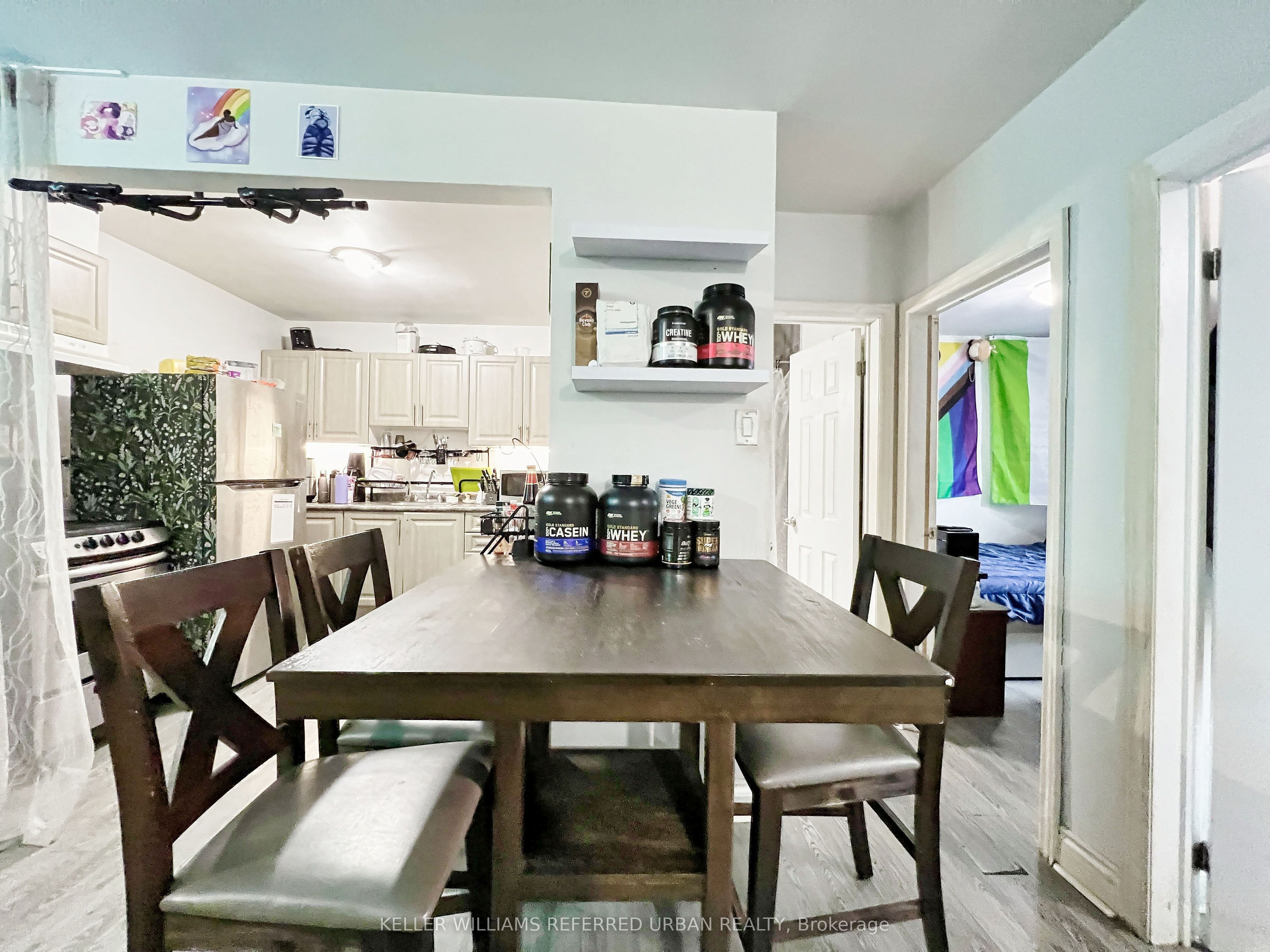 2544 Eglinton Avenue Property Photo 45