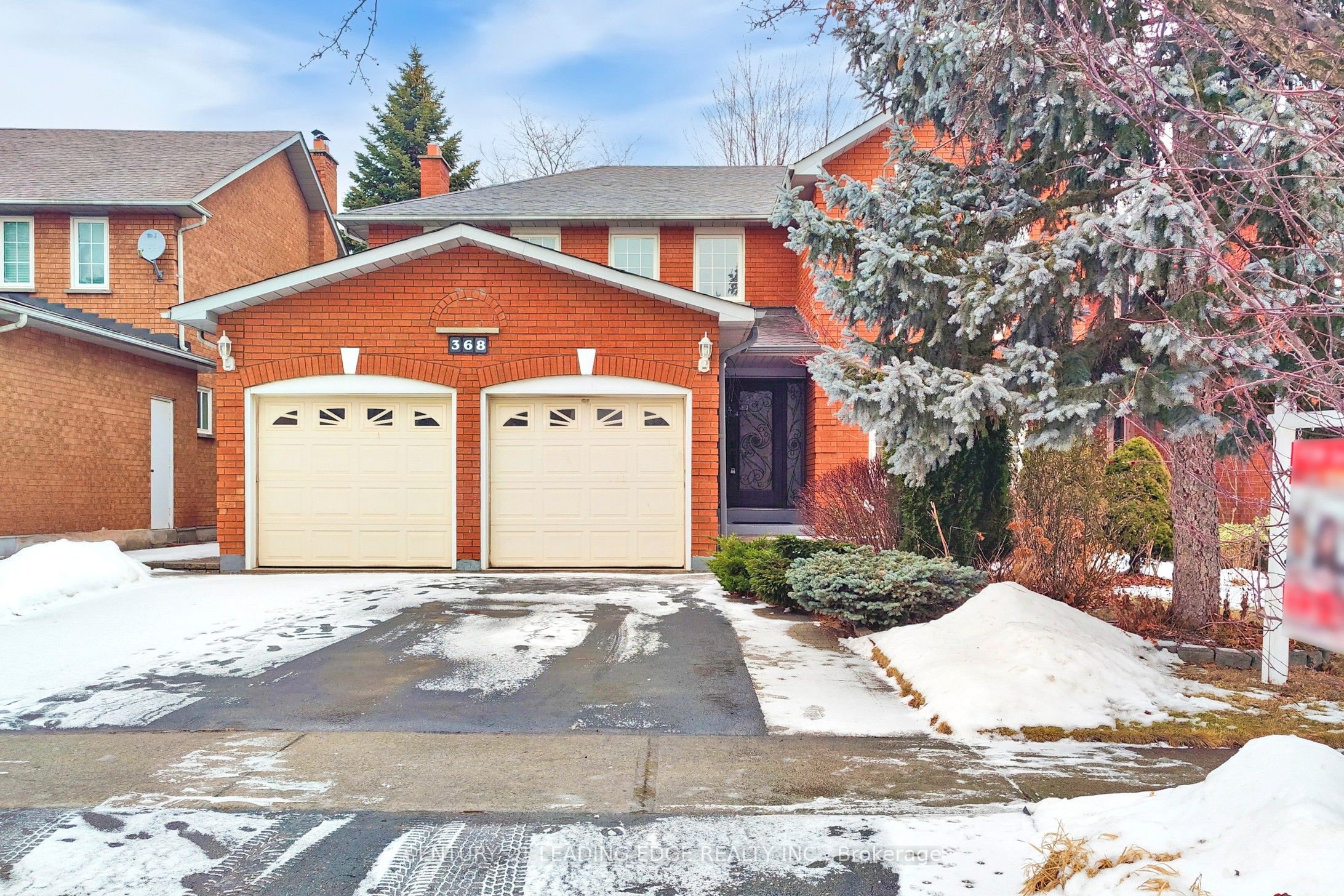 368 Commonwealth Circle Property Photo 1
