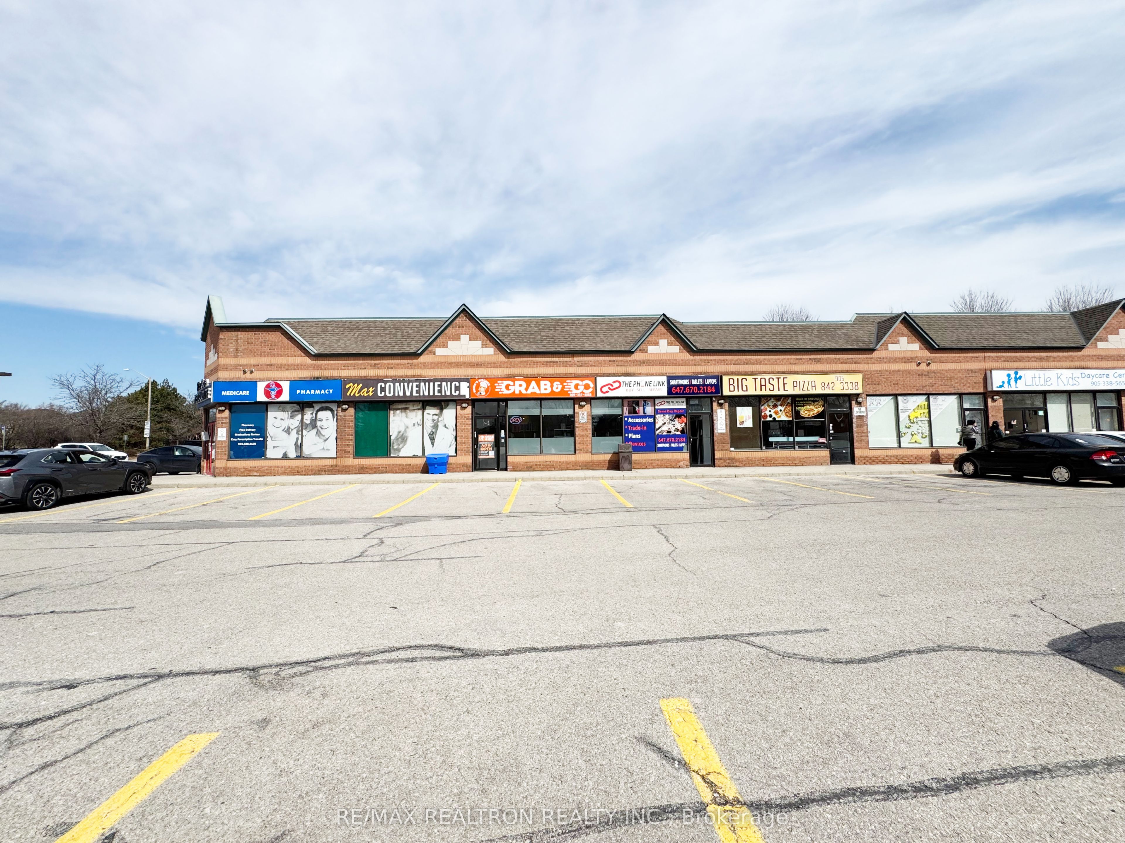 #3b - 2165 Grosvenor Street Property Photo