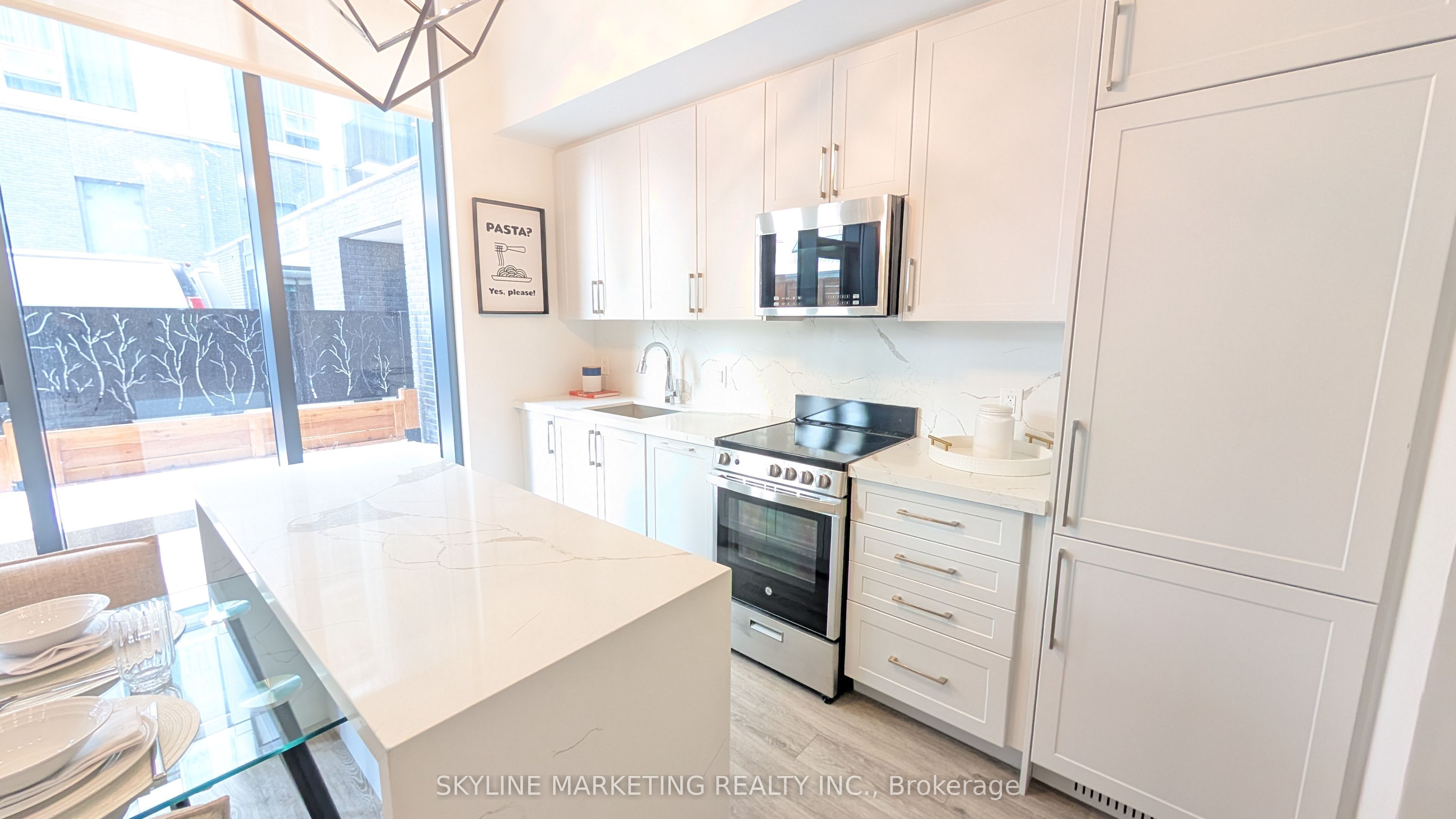 2450 Old Bronte Road 116 Property Photo 3
