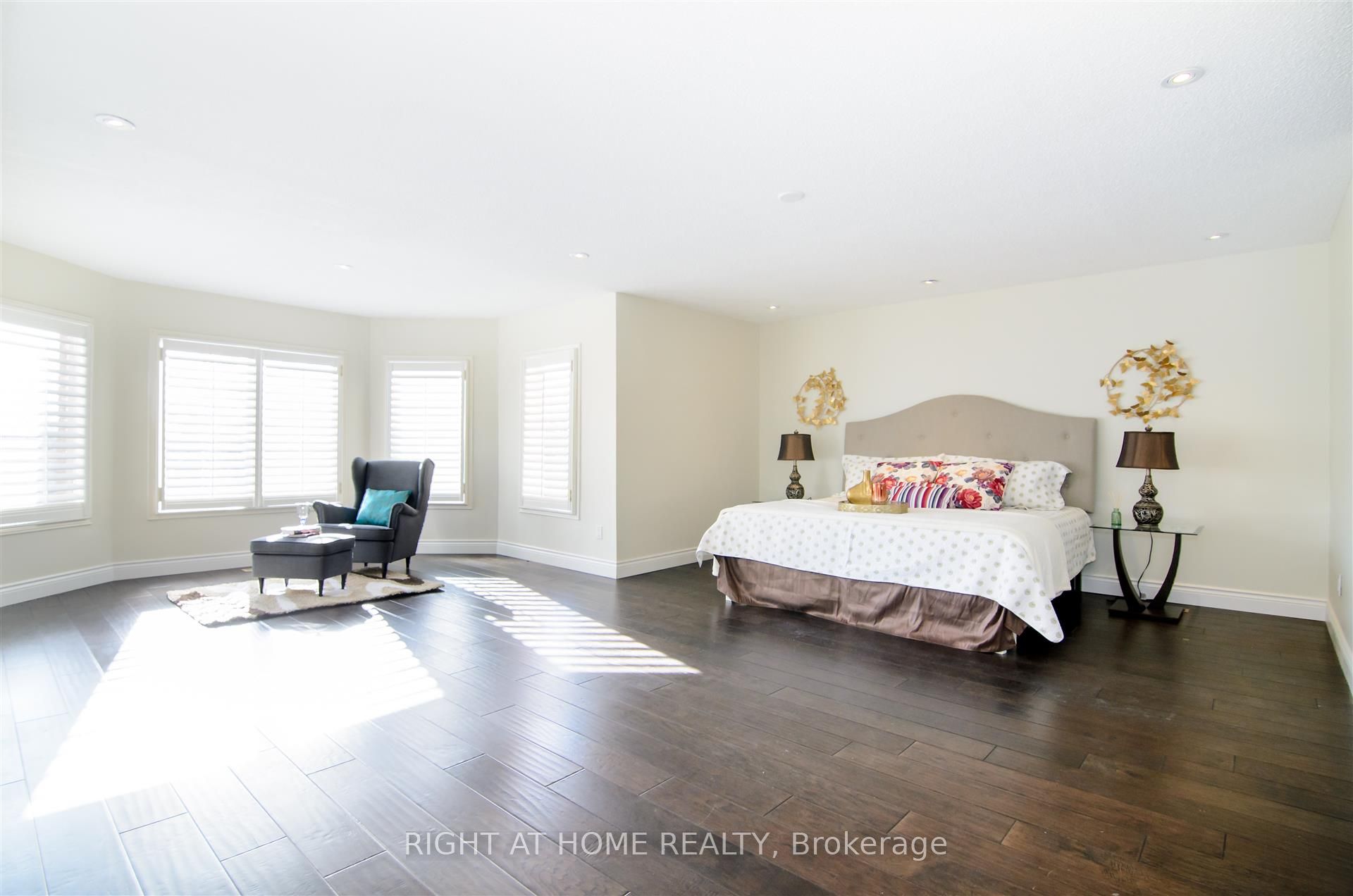 2124 Nipigon Drive Property Photo 10