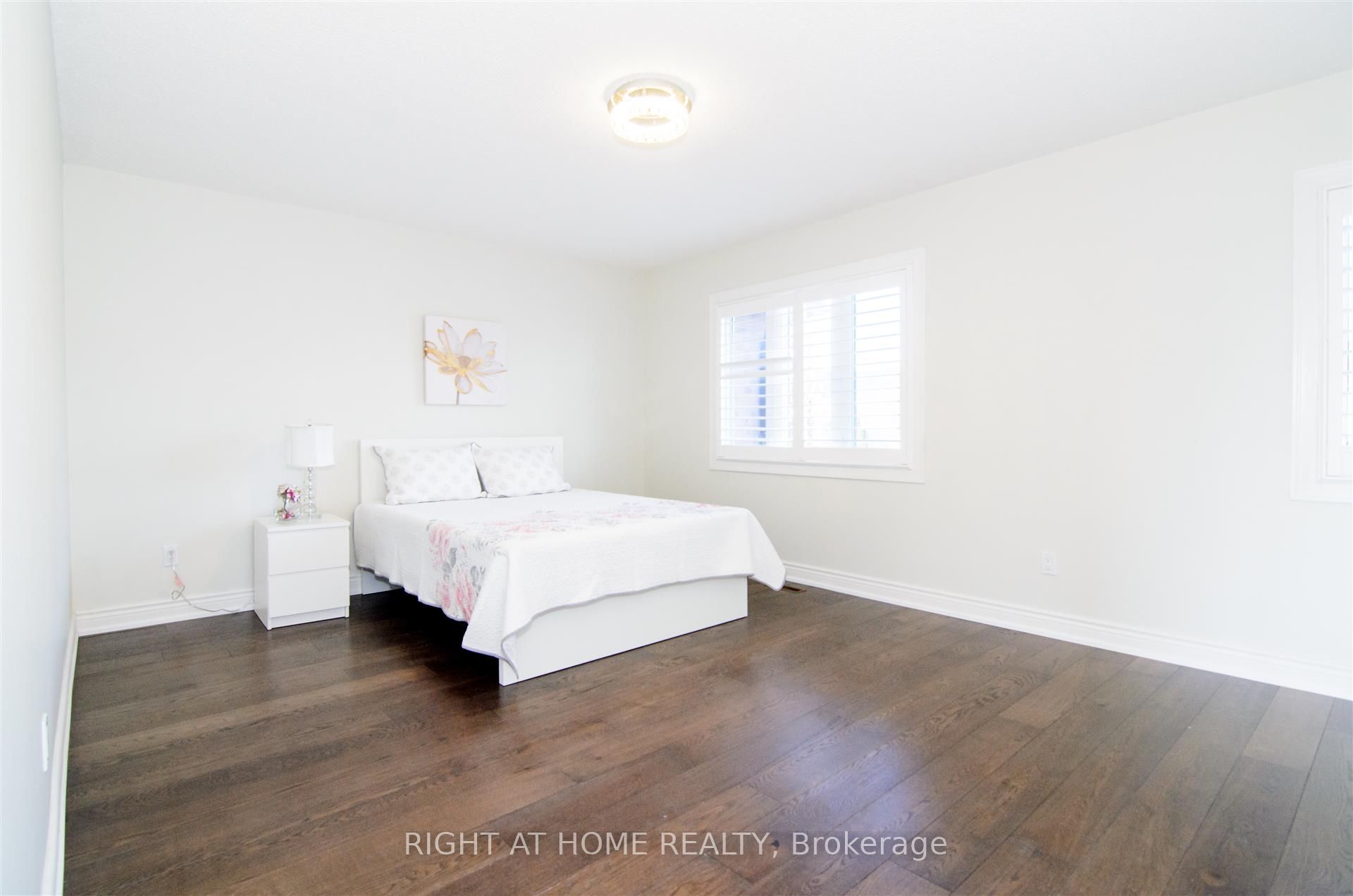 2124 Nipigon Drive Property Photo 14