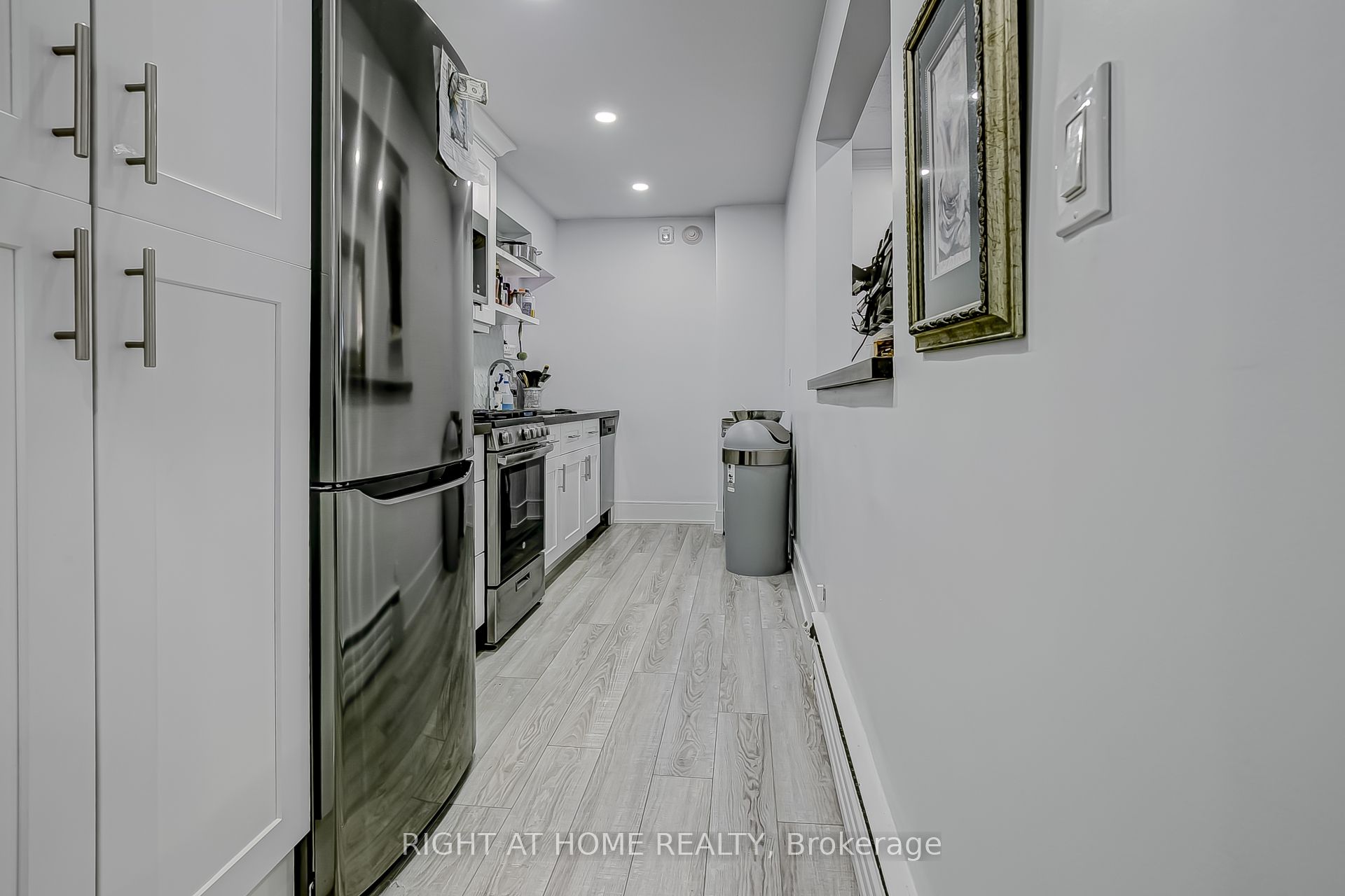 181 Lakeshore Road Property Photo 12