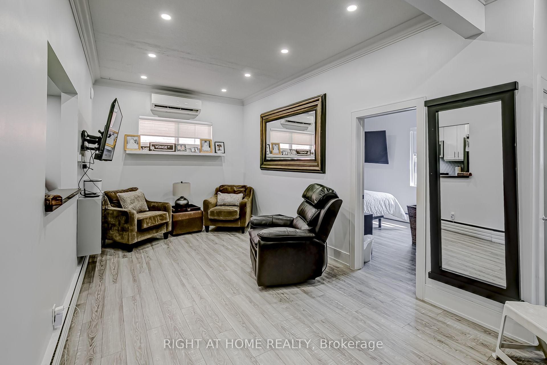 181 Lakeshore Road Property Photo 18