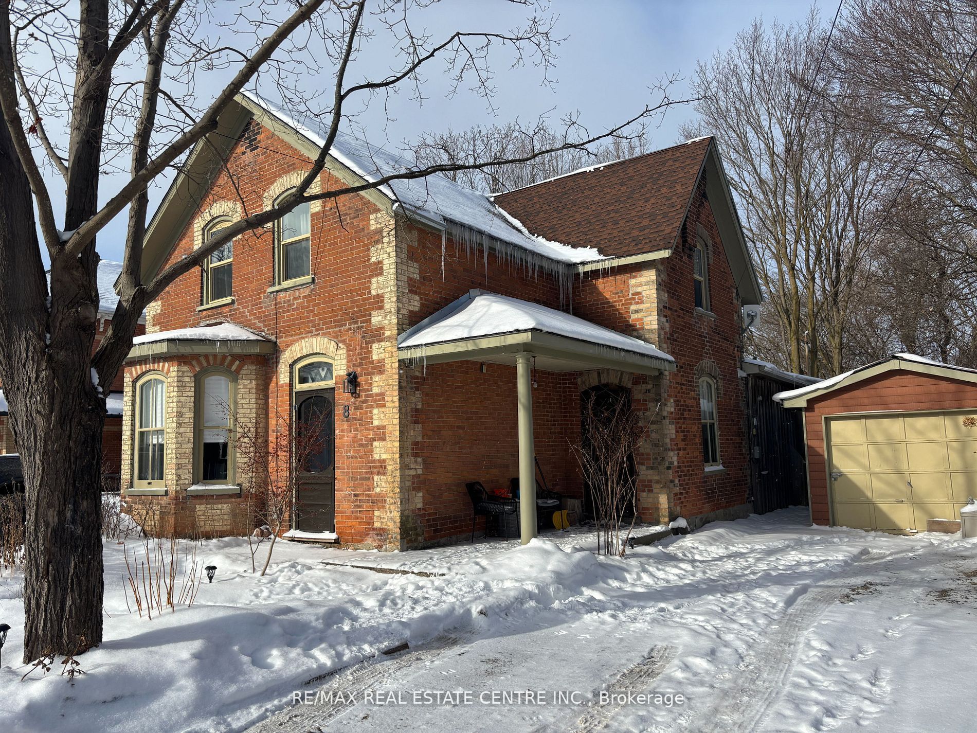 8 Church Street Property Photo