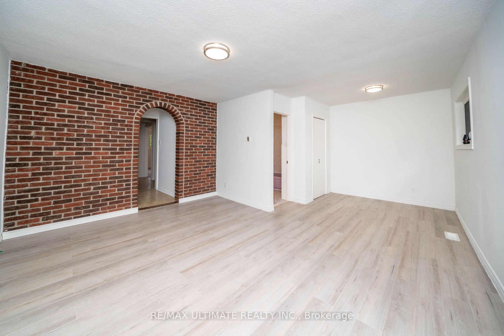 2966 Islington Avenue Property Photo 26