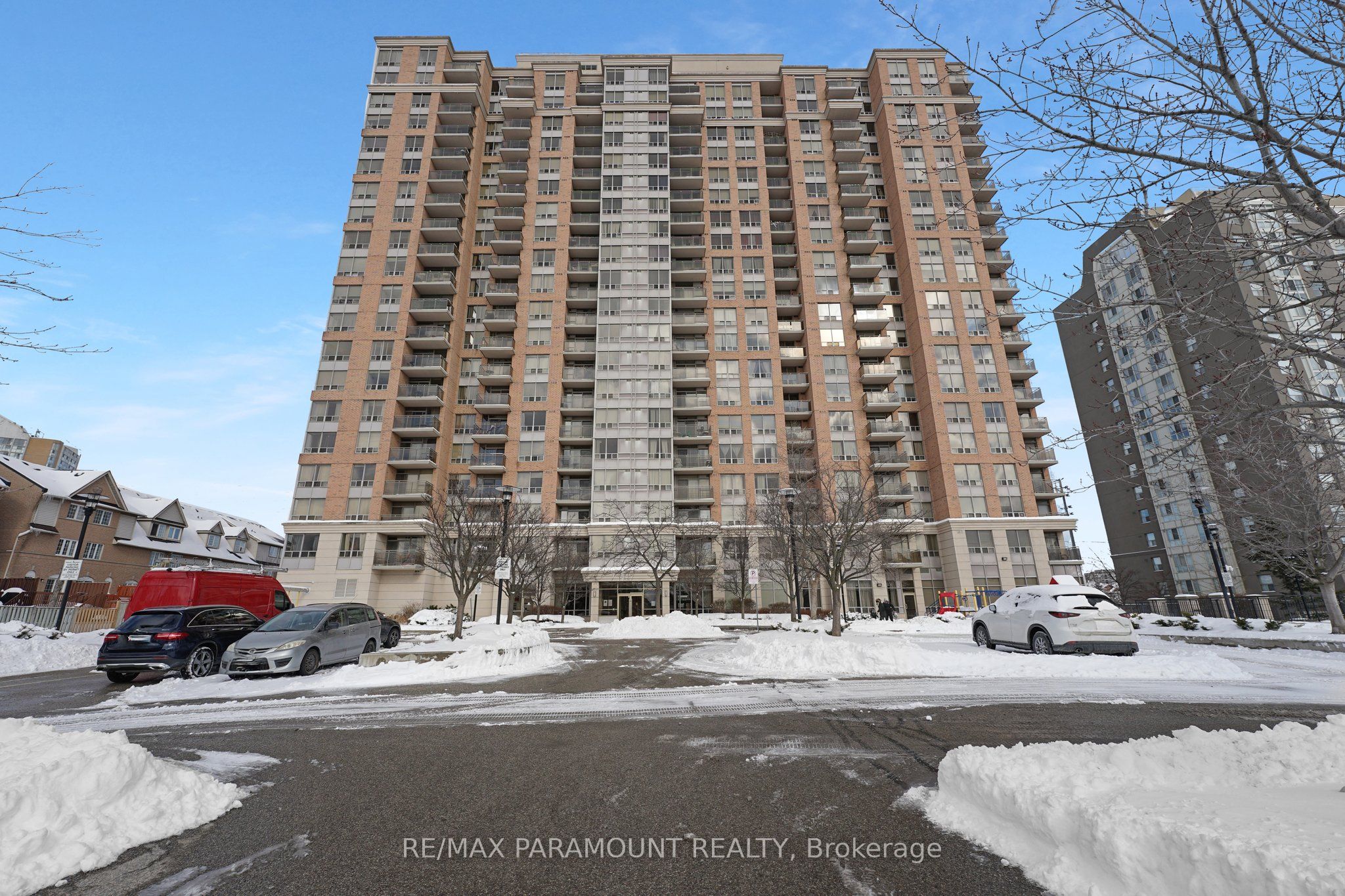 #912 - 55 Strathaven Drive Property Photo