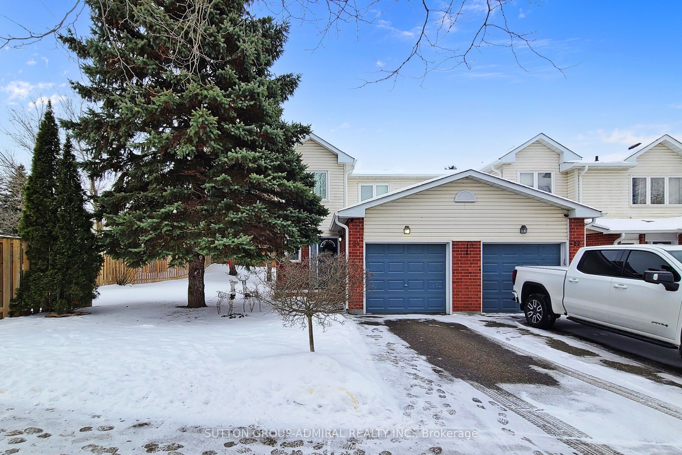 24 Stewart Maclaren Road Property Photo