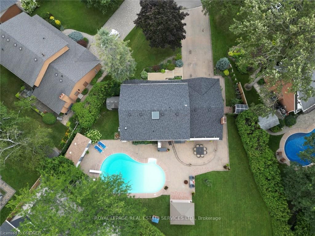 2123 Kawartha Crescent Property Photo 5